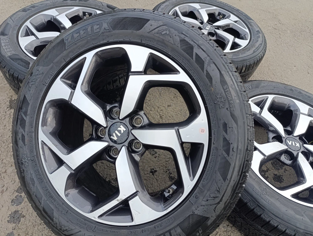 5x114,3 Kia Sportage 7Jx17 ET48,5 alu disky