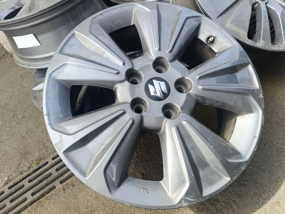 5x114,3 Suzuki Vitara 6,5Jx17 ET50 alu disky