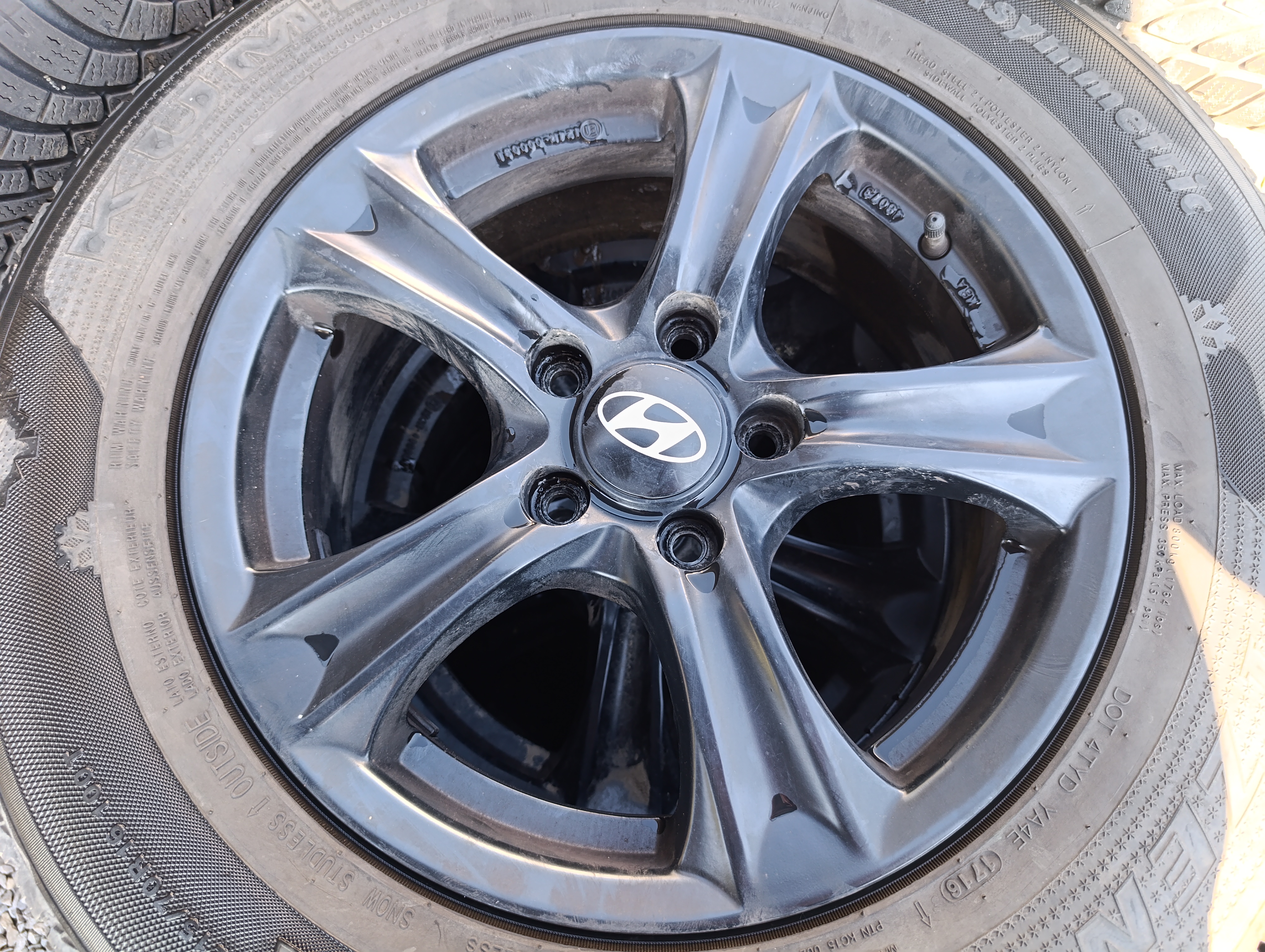 5x114,3 Hyundai 6,5Jx16 ET45 alu disky