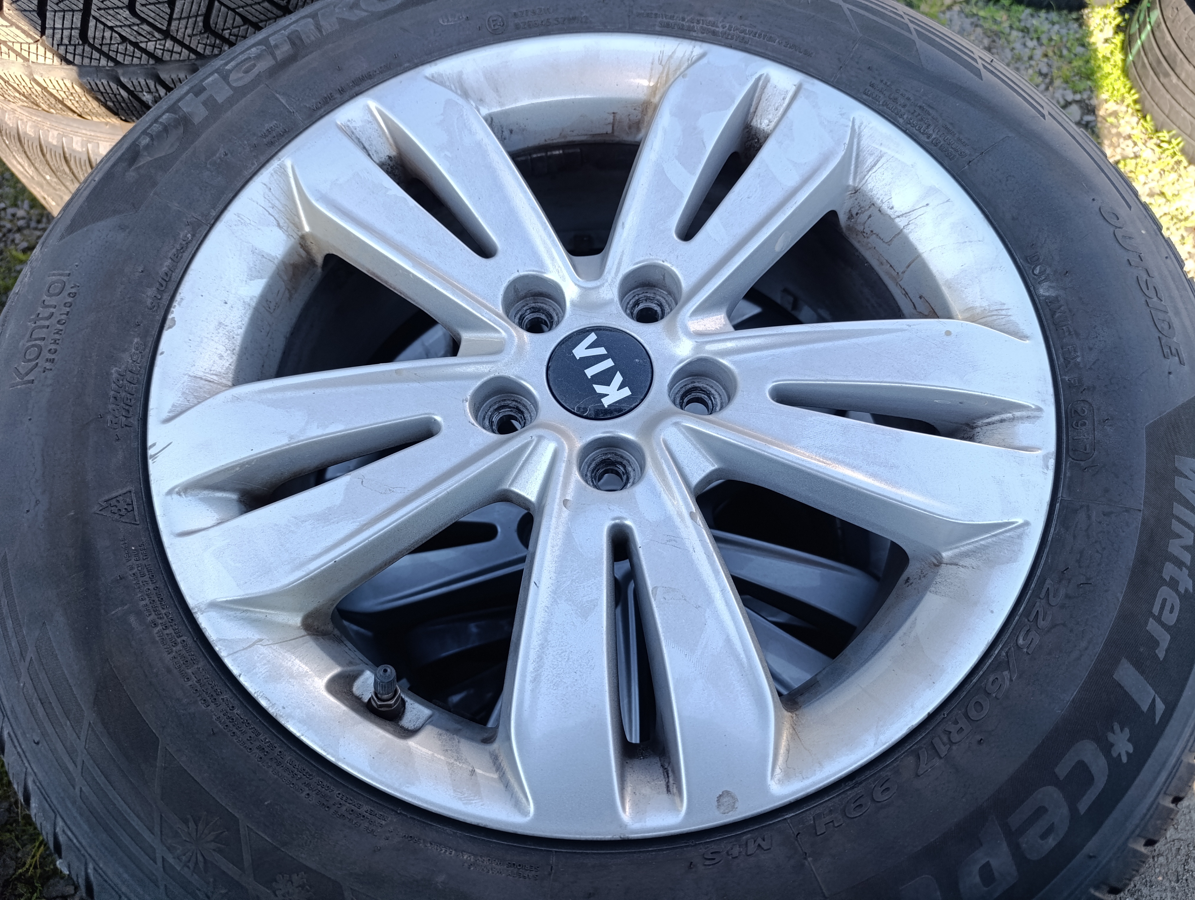 5x114,3 Kia Sportage 7Jx17 ET48,5 č.52910-F1240 alu disky