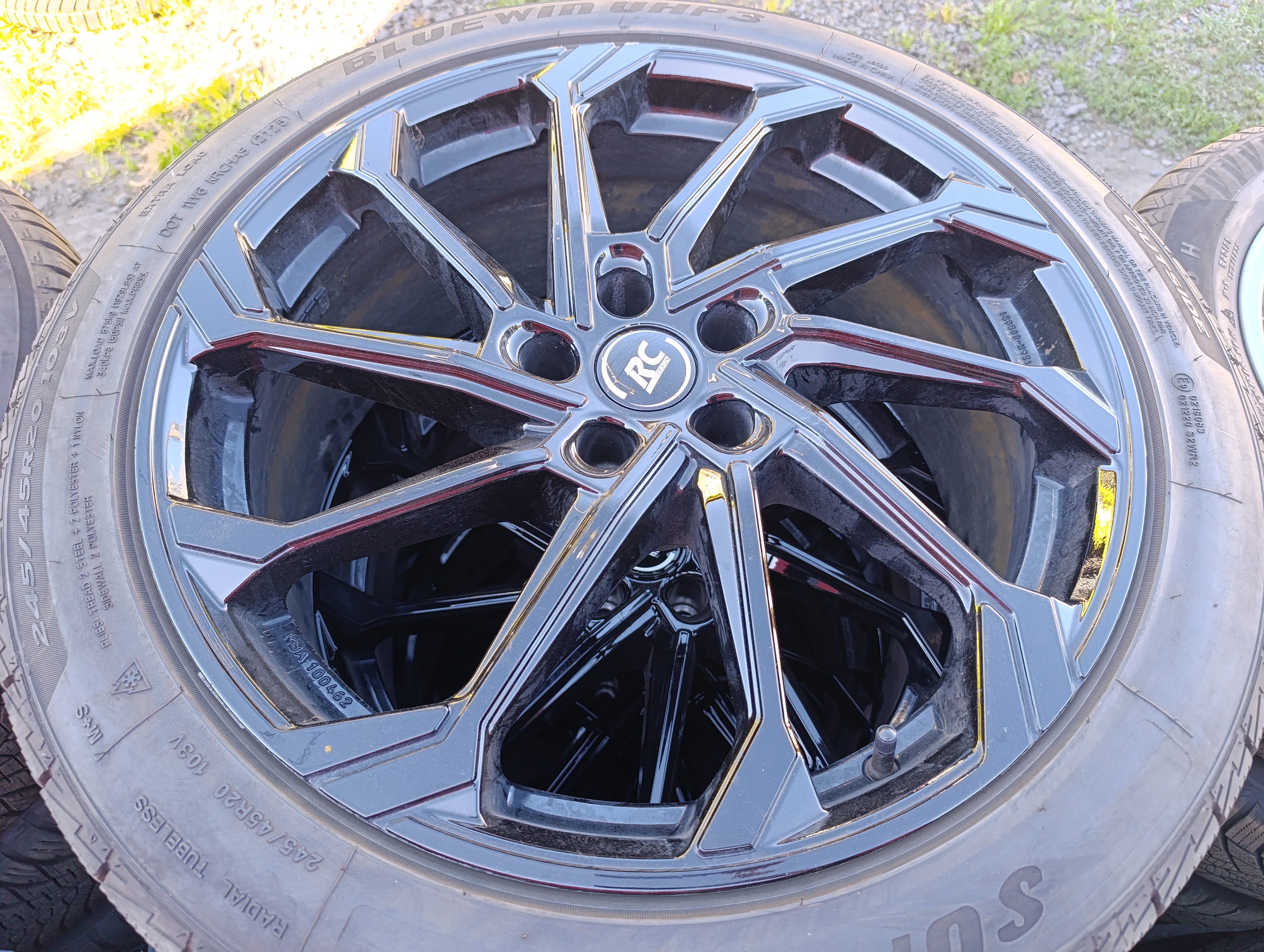 5x114,3 Brock 8,5Jx20 ET37 č.RC36-8520 alu disky