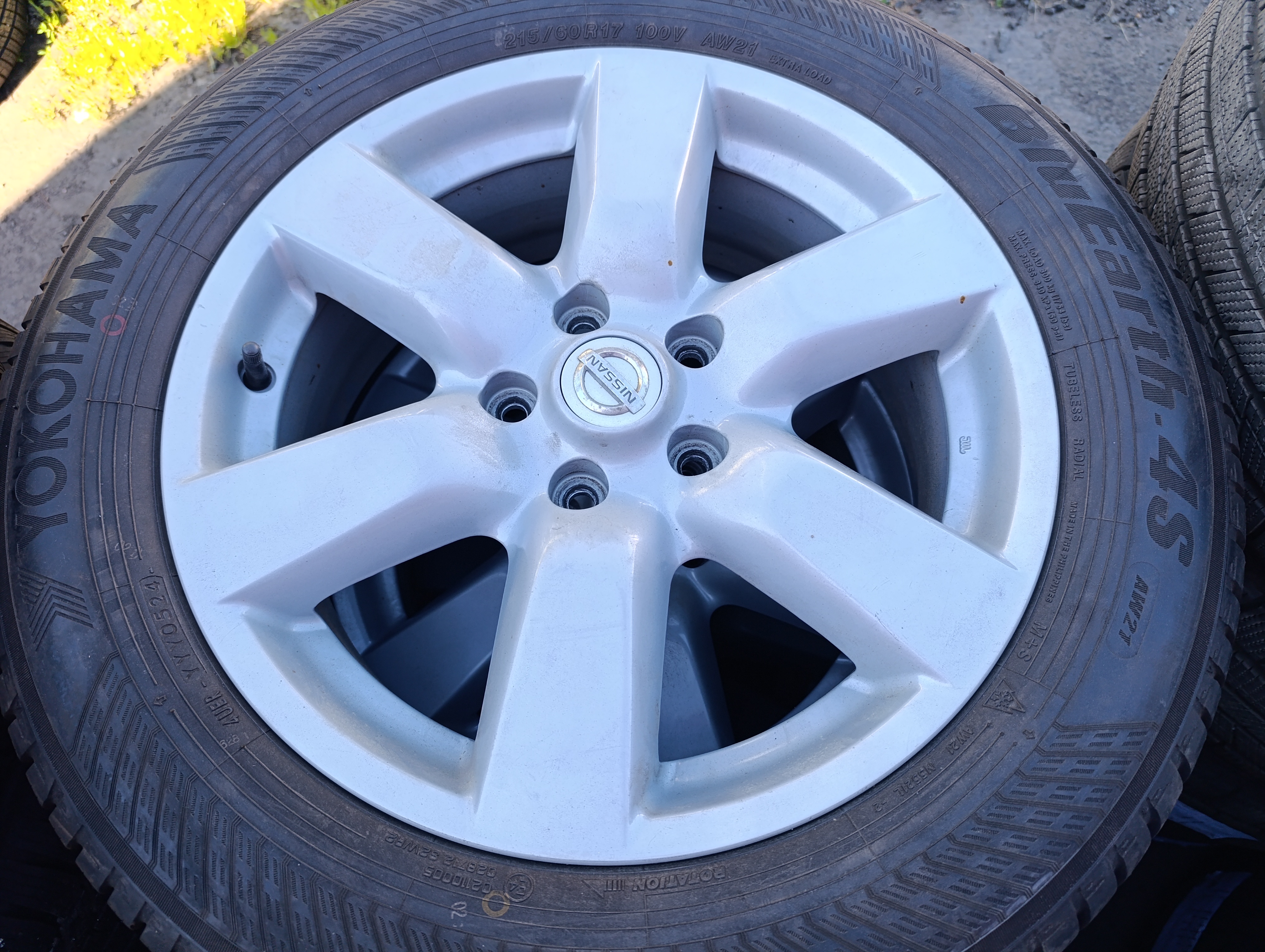 5x114,3 Nissan X-trail 6,5Jx17 ET45 alu disky
