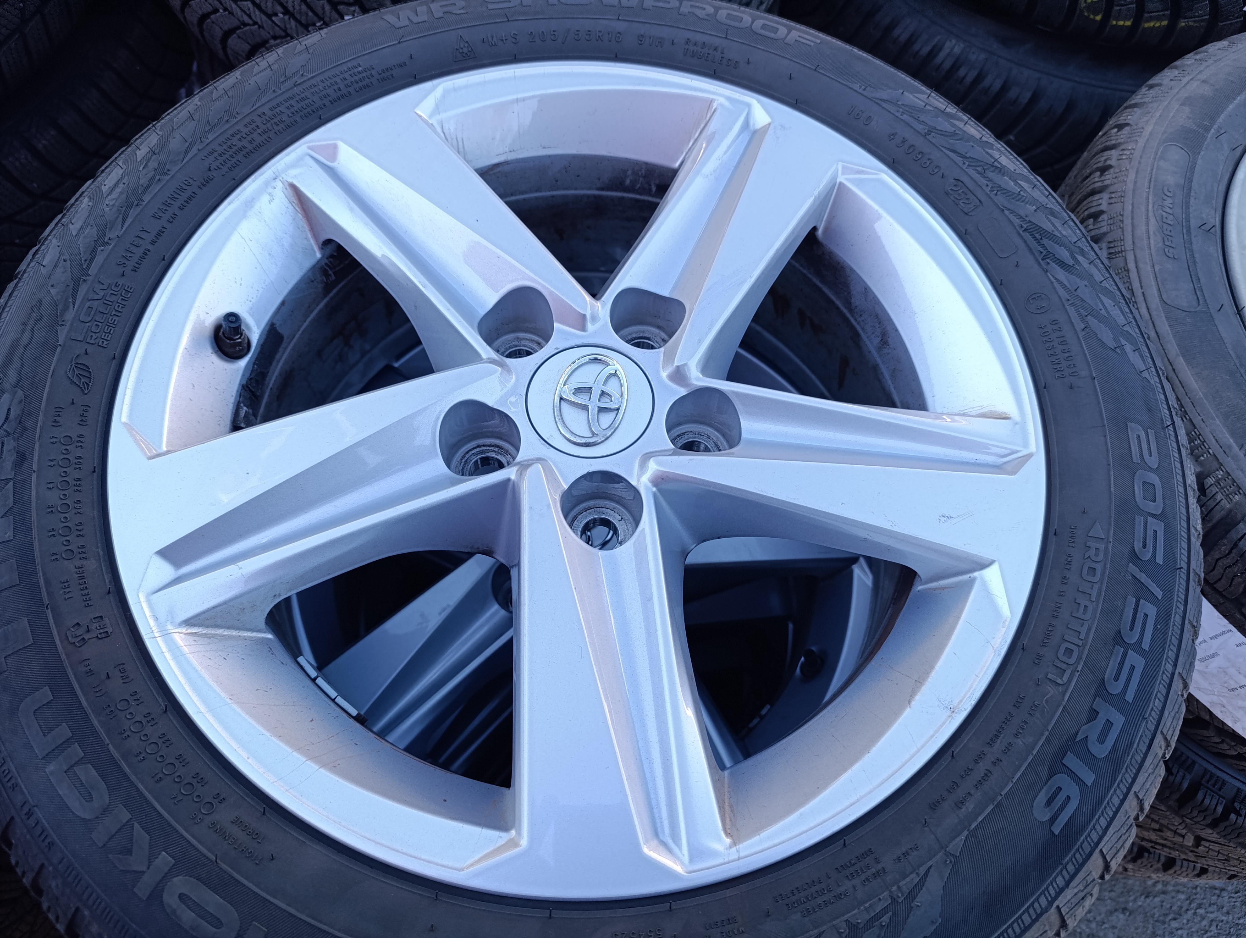5x114,3 Toyota Corolla 7Jx16 ET40 PW457-02004 alu disky