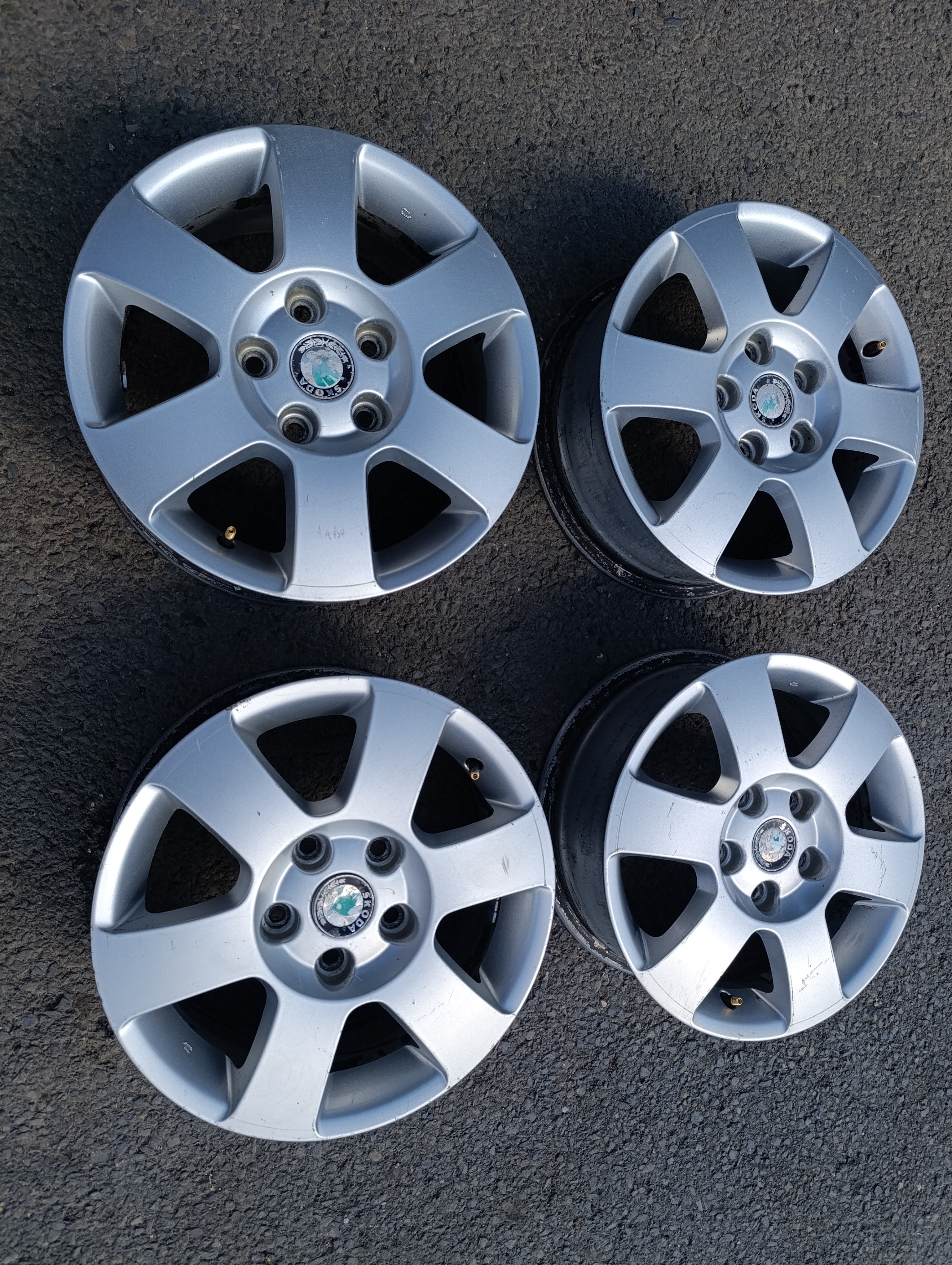 5x112 Škoda Octavia II 6Jx15 ET47 alu disky Orion