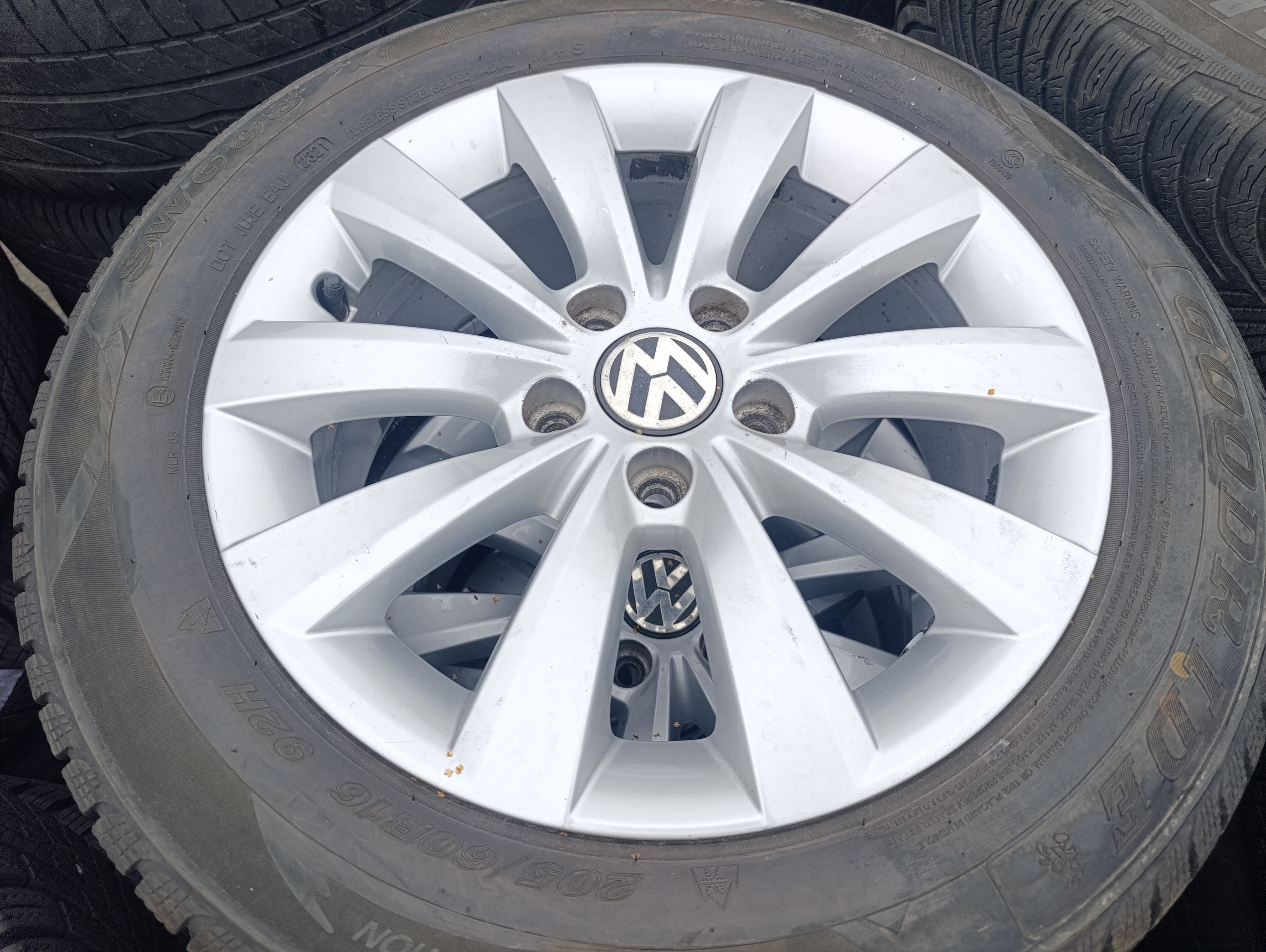 5x112 VW Passat 6,5Jx16 ET44 5C0601025T alu disky