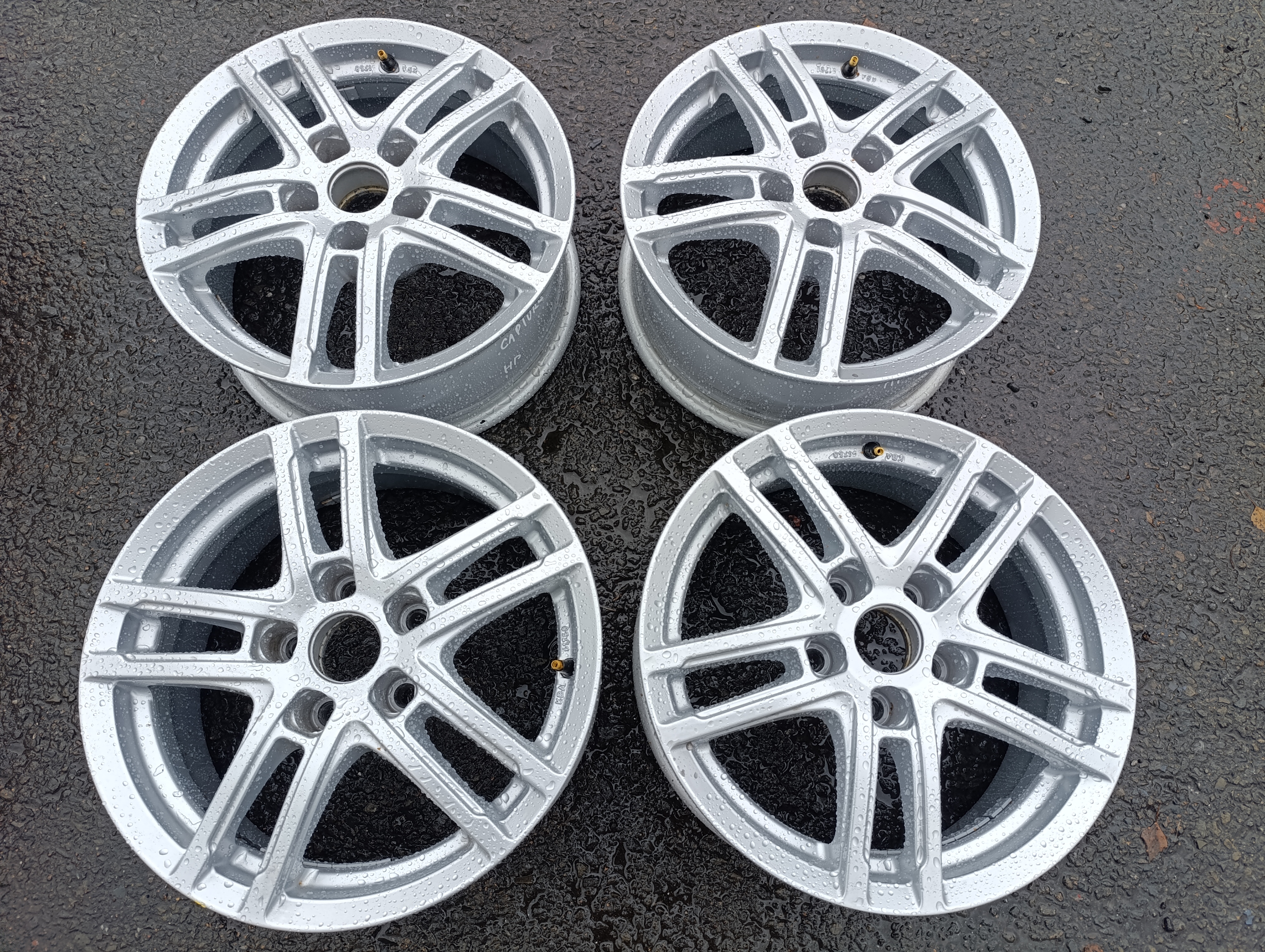 5x114,3 Dezent 6,5Jx16 ET30 alu disky