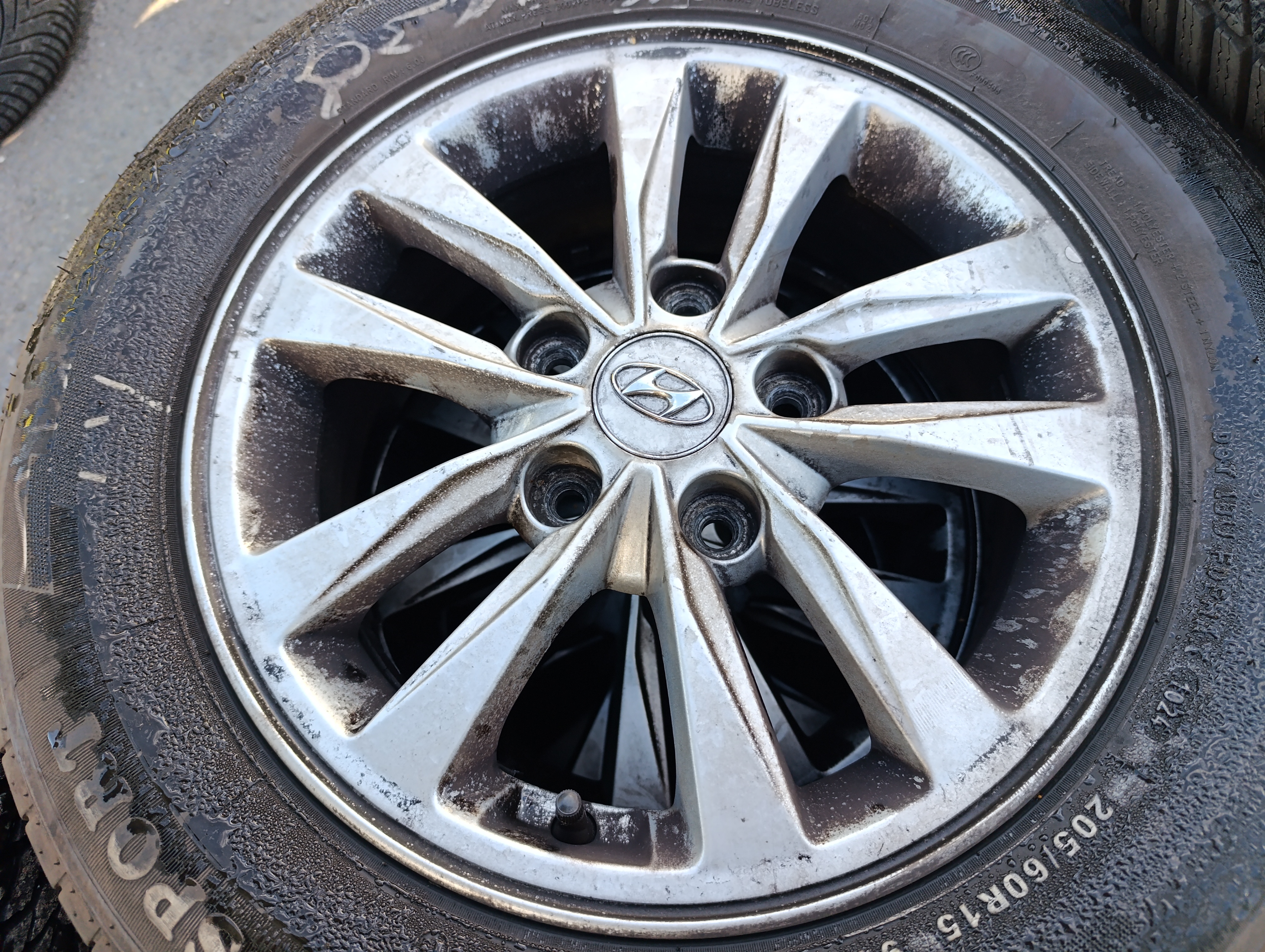 5x114,3 Hyundai i30 6Jx15 ET46 52910-G4100 alu disky