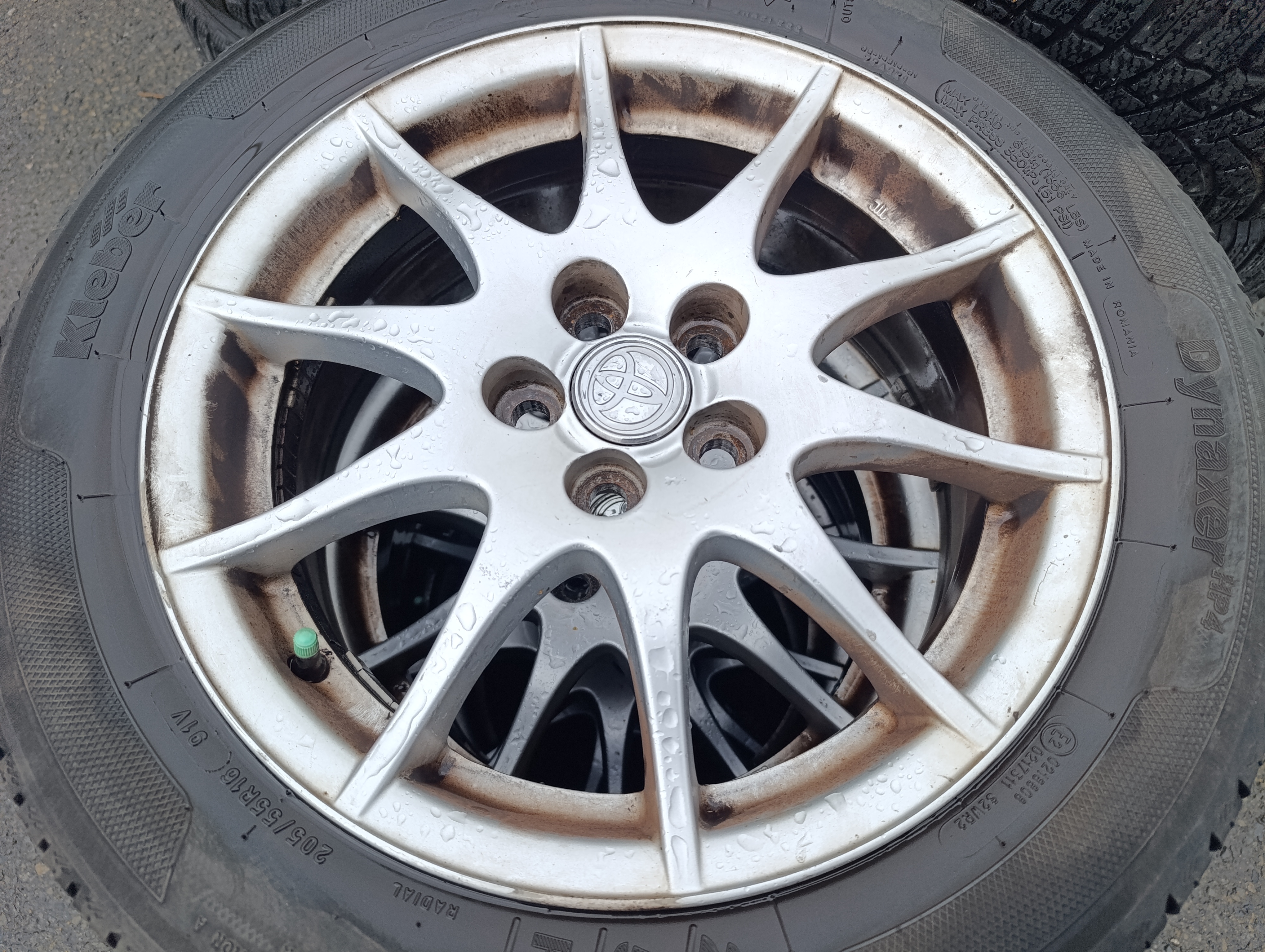 5x114,3 Toyota 6,5Jx16 ET45 HL1732 alu disky