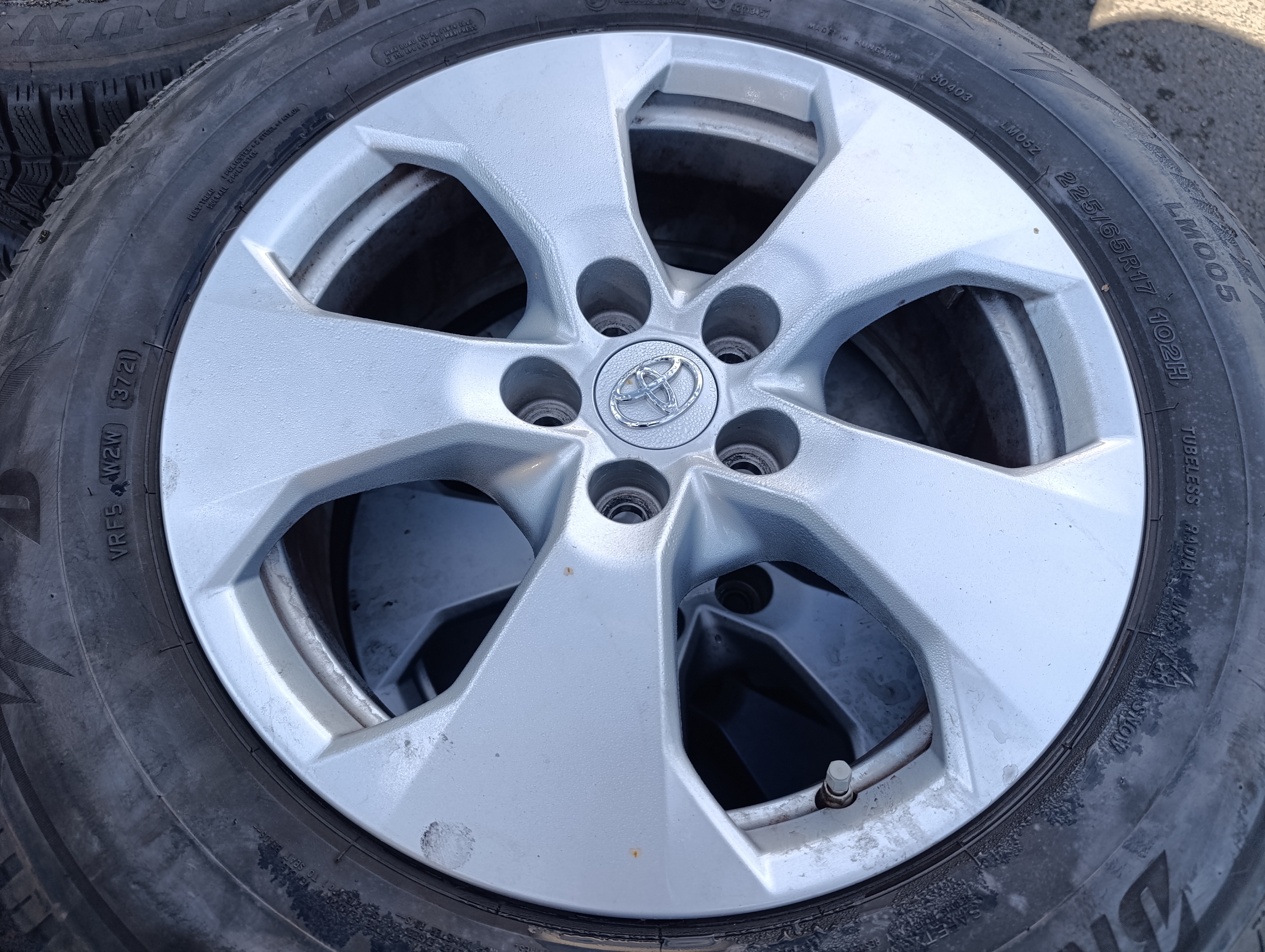 5x114,3 Toyota RAV4 7Jx17 ET35 PW457-42000 alu disky