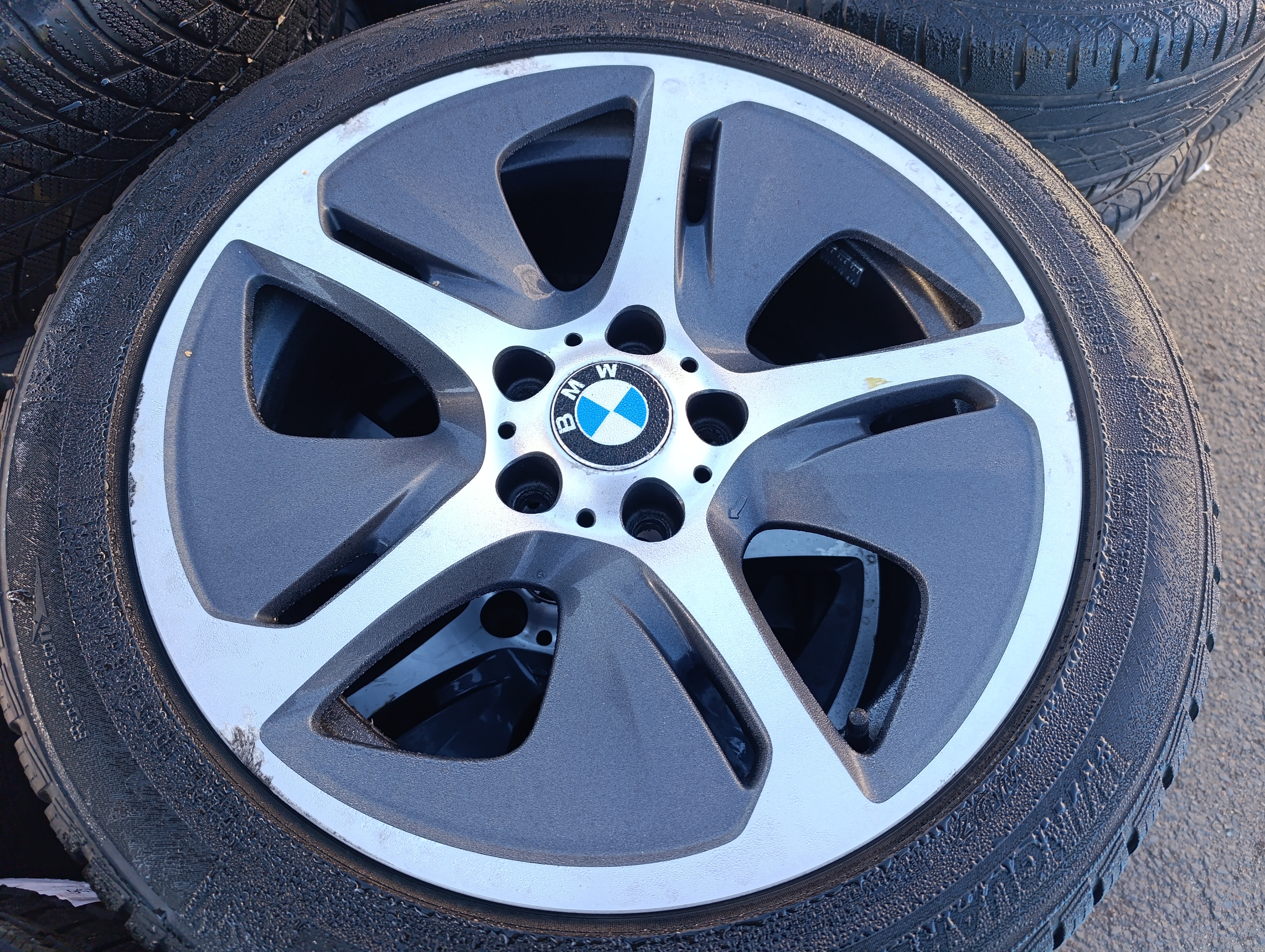5x120 BMW 5 Styling 364 Streamline 8Jx18 ET30 č. 6794684 alu disky