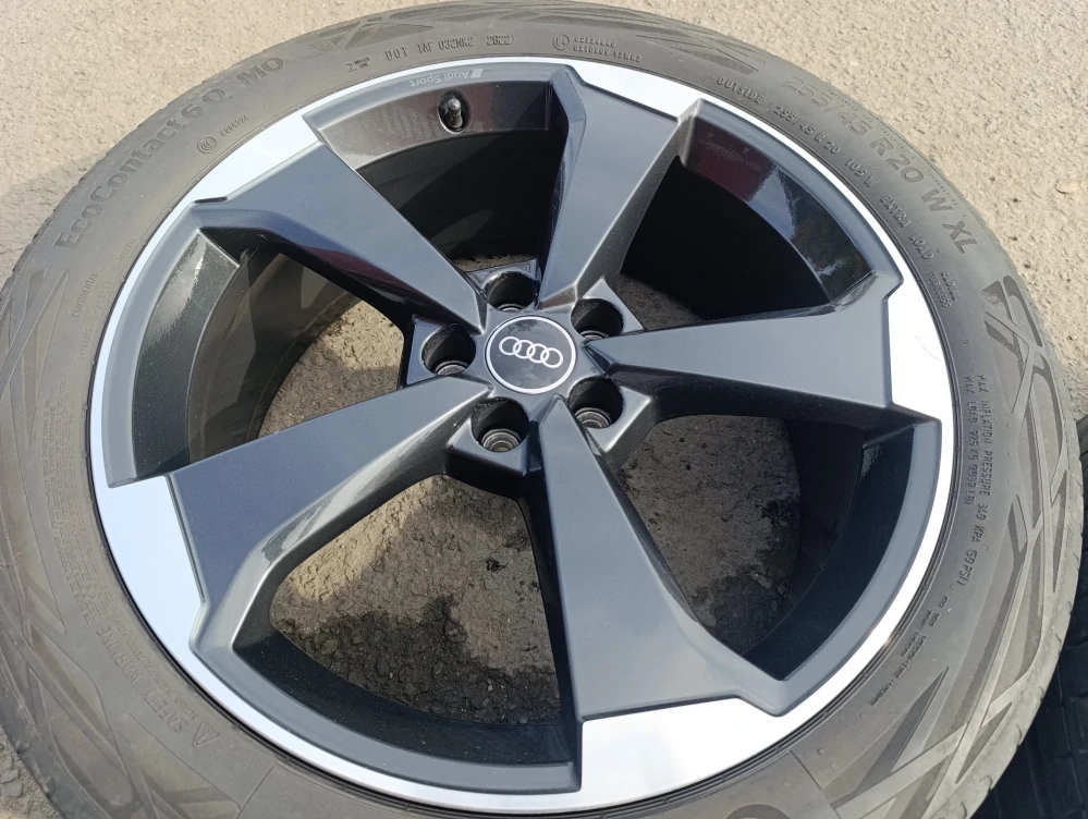 5x112 Audi Q5 SQ5  8Jx20 ET39 č.80A601025AQ alu disky