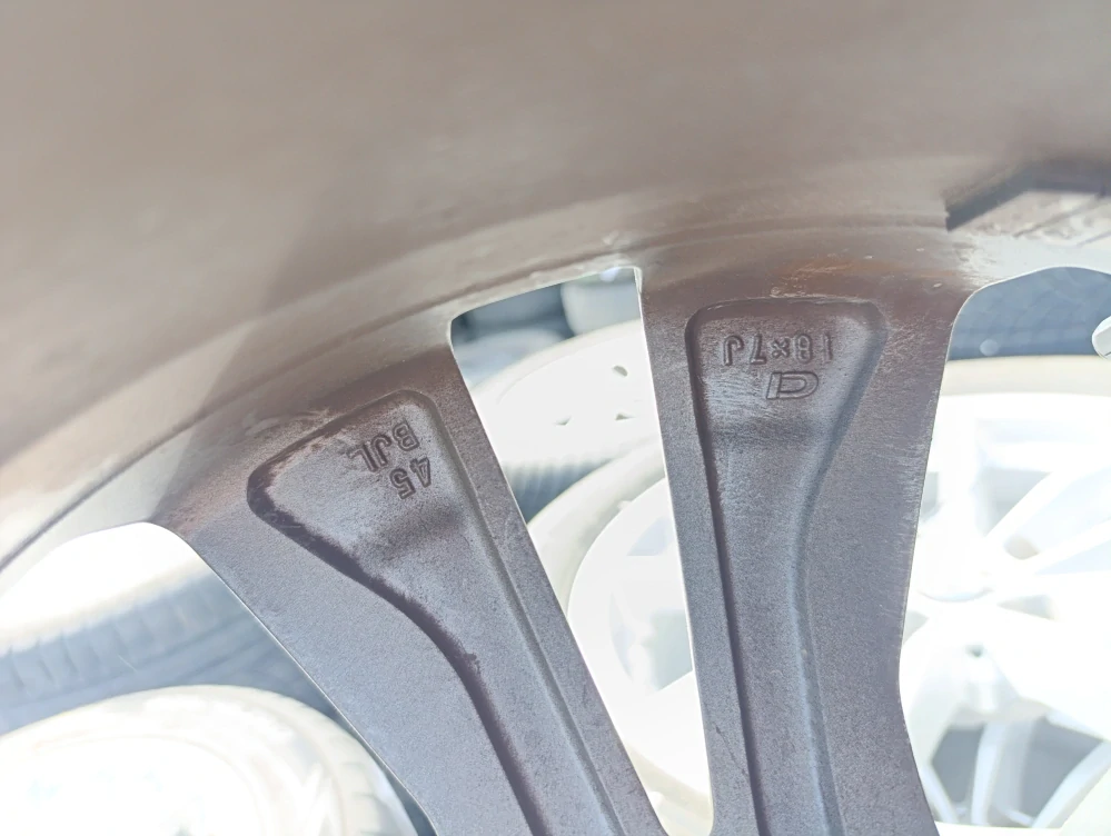 5x114,3 Lexus UX 7Jx18 ET45 alu disky