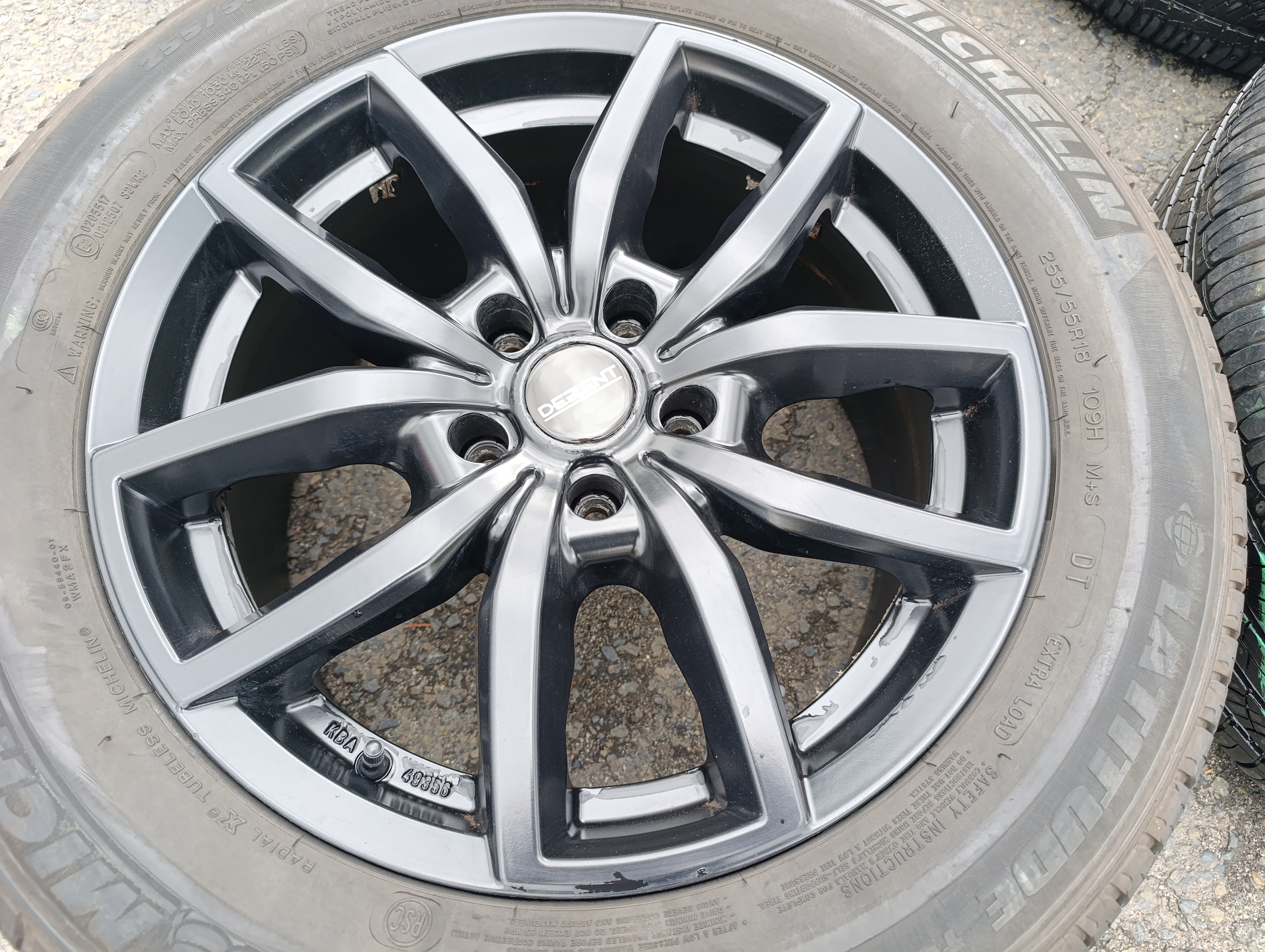 5x120 Dezent 8,5Jx18 ET46 alu disky