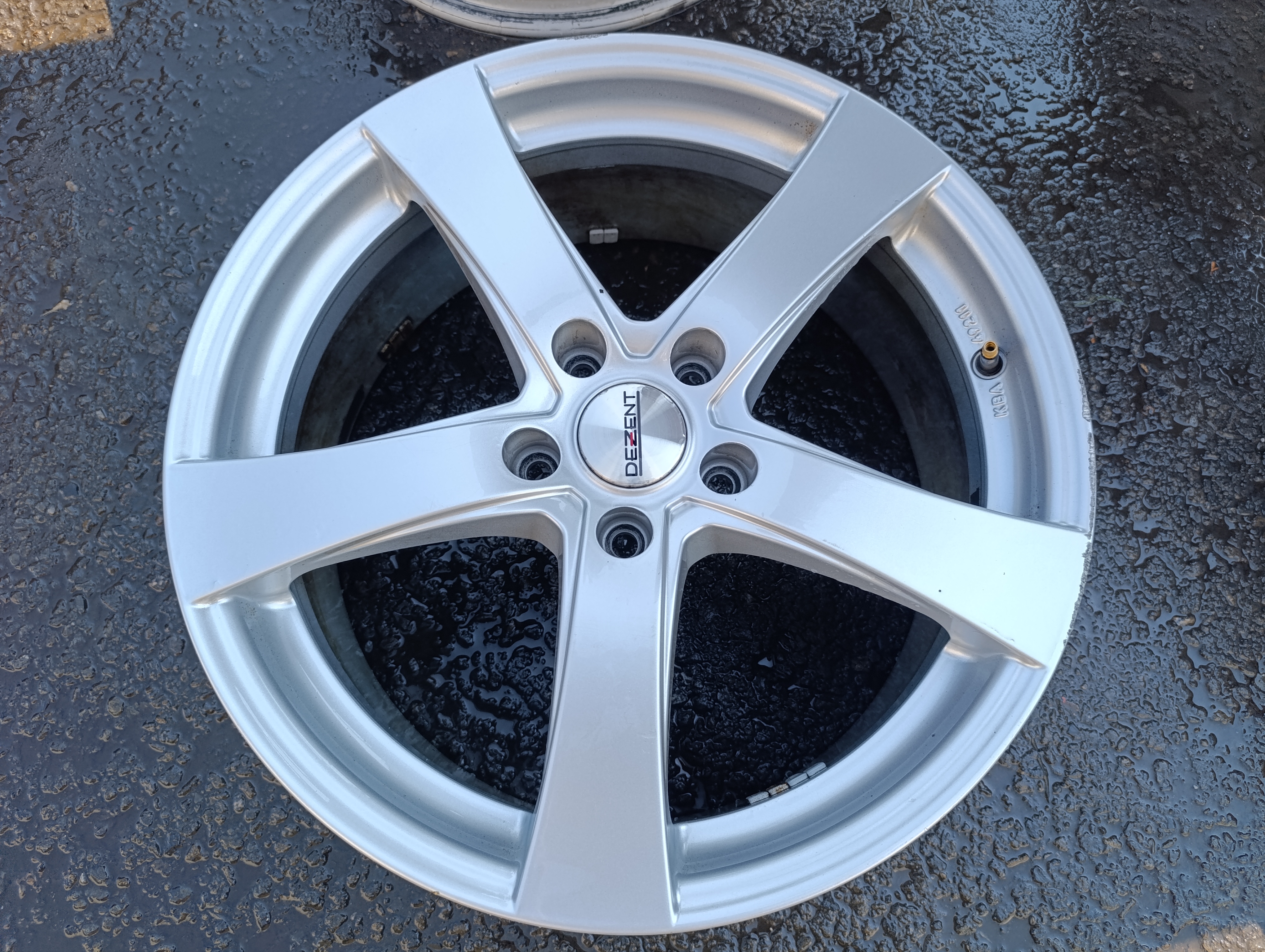 5x112 Dezent 7,5Jx18 ET51 alu disky