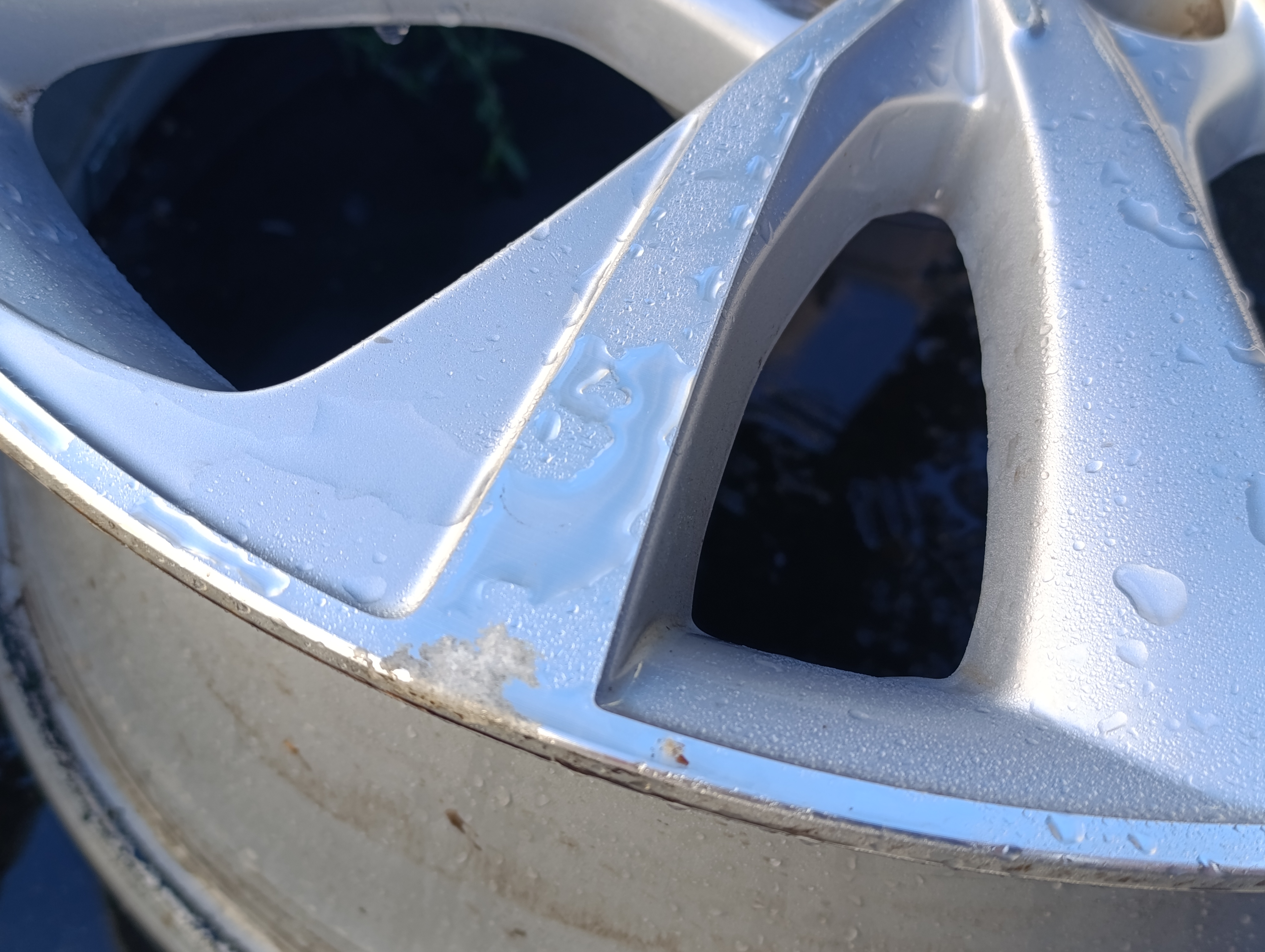 5x114,3 Lexus NX 7,5Jx18 ET35 č. PZ406-X3670 alu disky