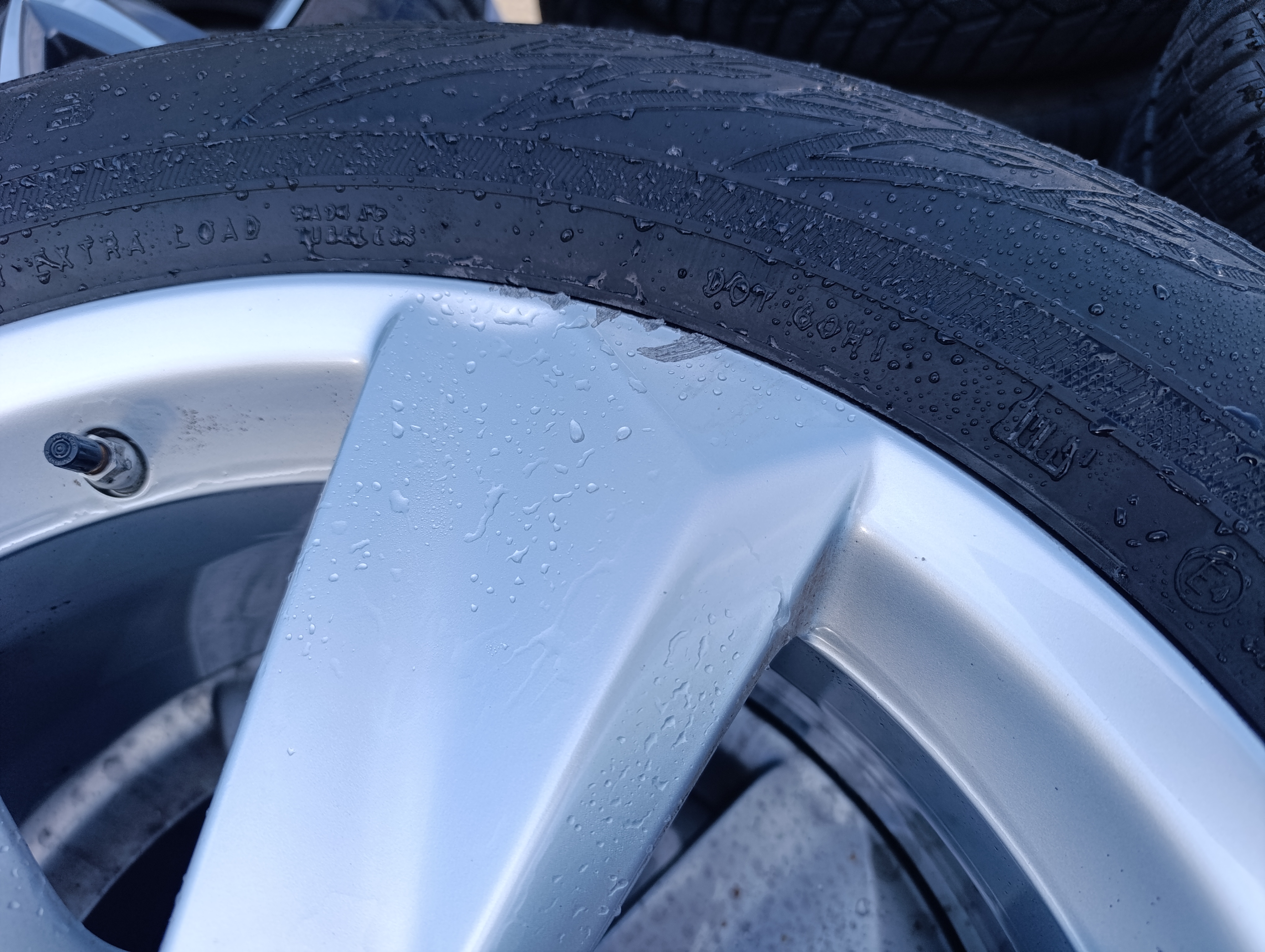 5x114,3 Lexus NX 7Jx17 ET35 PZ406-X3671-ZC alu disky