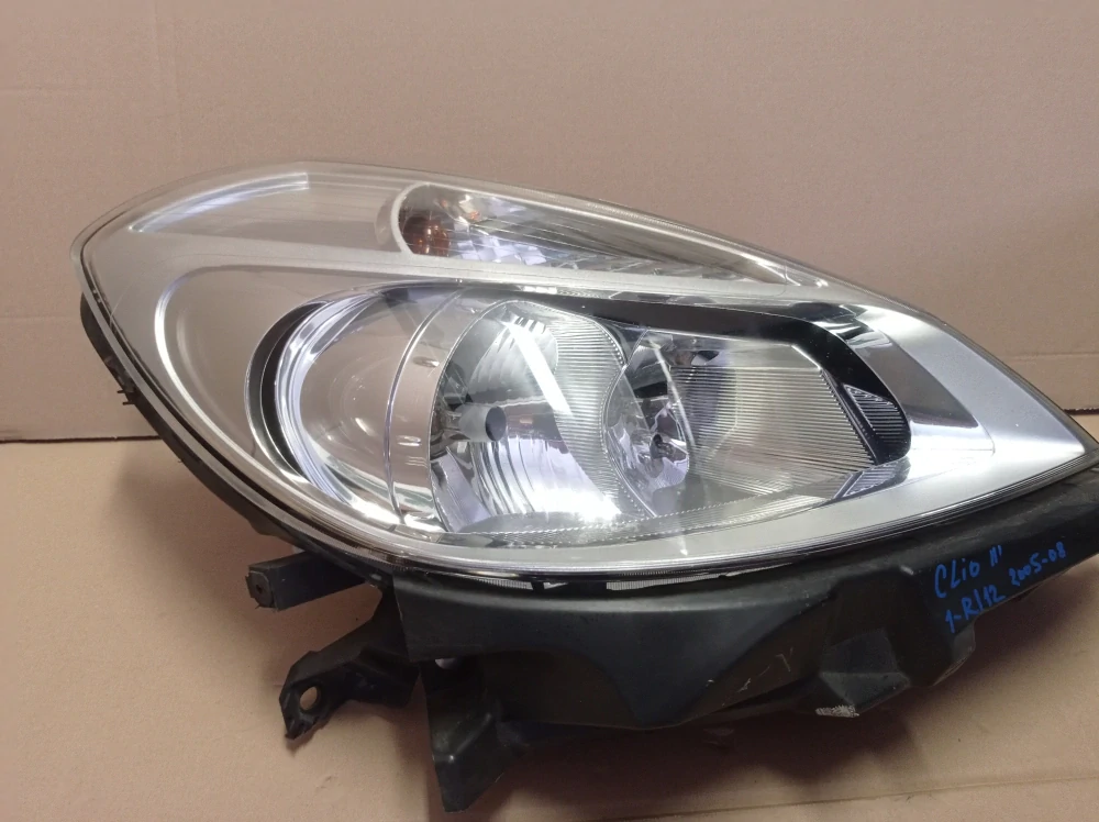 7701061071 6784011a 7701061069 Renault Clio světlo