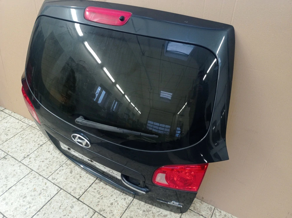 Hyundai Santa Fe páté dveře