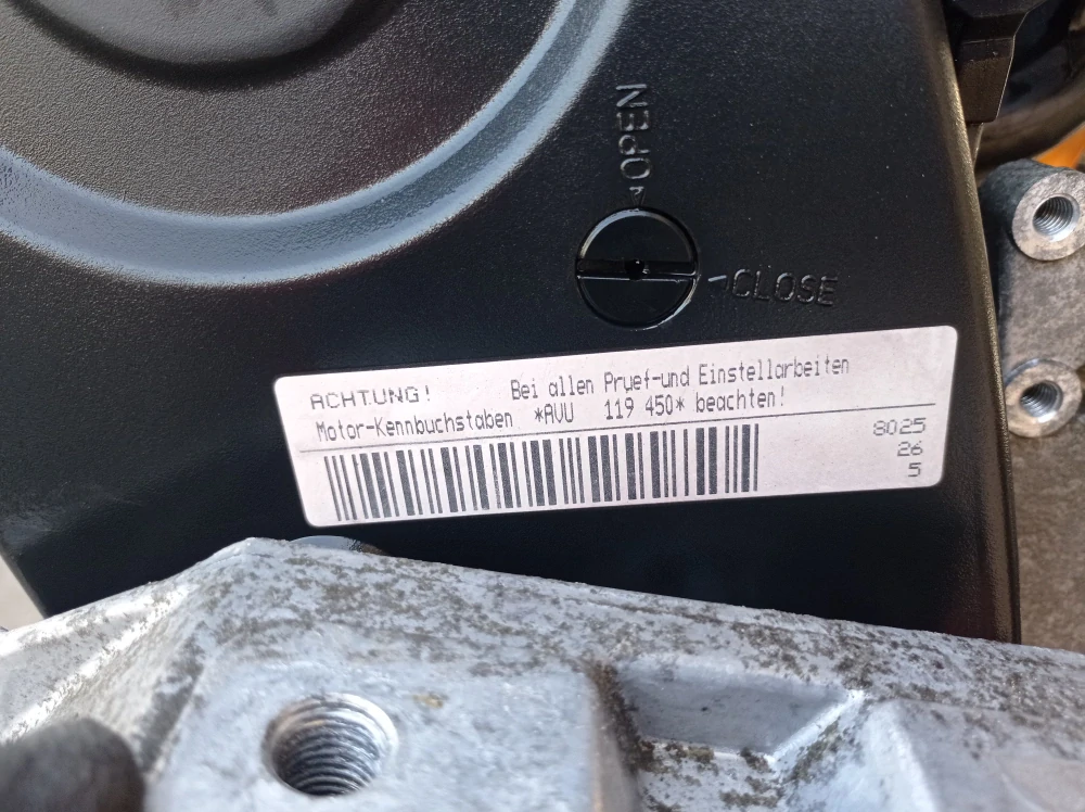 Motor 1.6 SR Škoda Octavia 75kw AVU