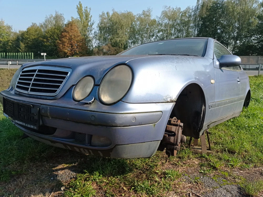 Mercedes CLK230 kupé kompressor W208 142kw