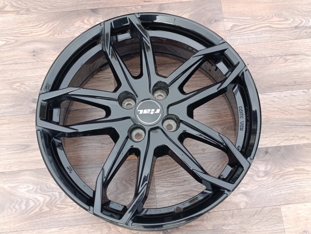 4x100 Rial 6,5Jx17 ET49 LUC657-4L alu disky