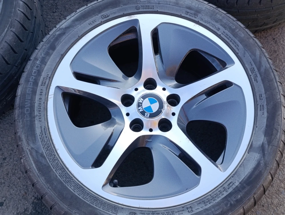 5x120 BMW 5 Styling 364 Streamline 8Jx18 ET30 č. 6794684 alu disky