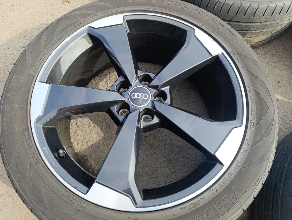 5x112 Audi Q5 SQ5  8Jx20 ET39 č.80A601025AQ alu disky