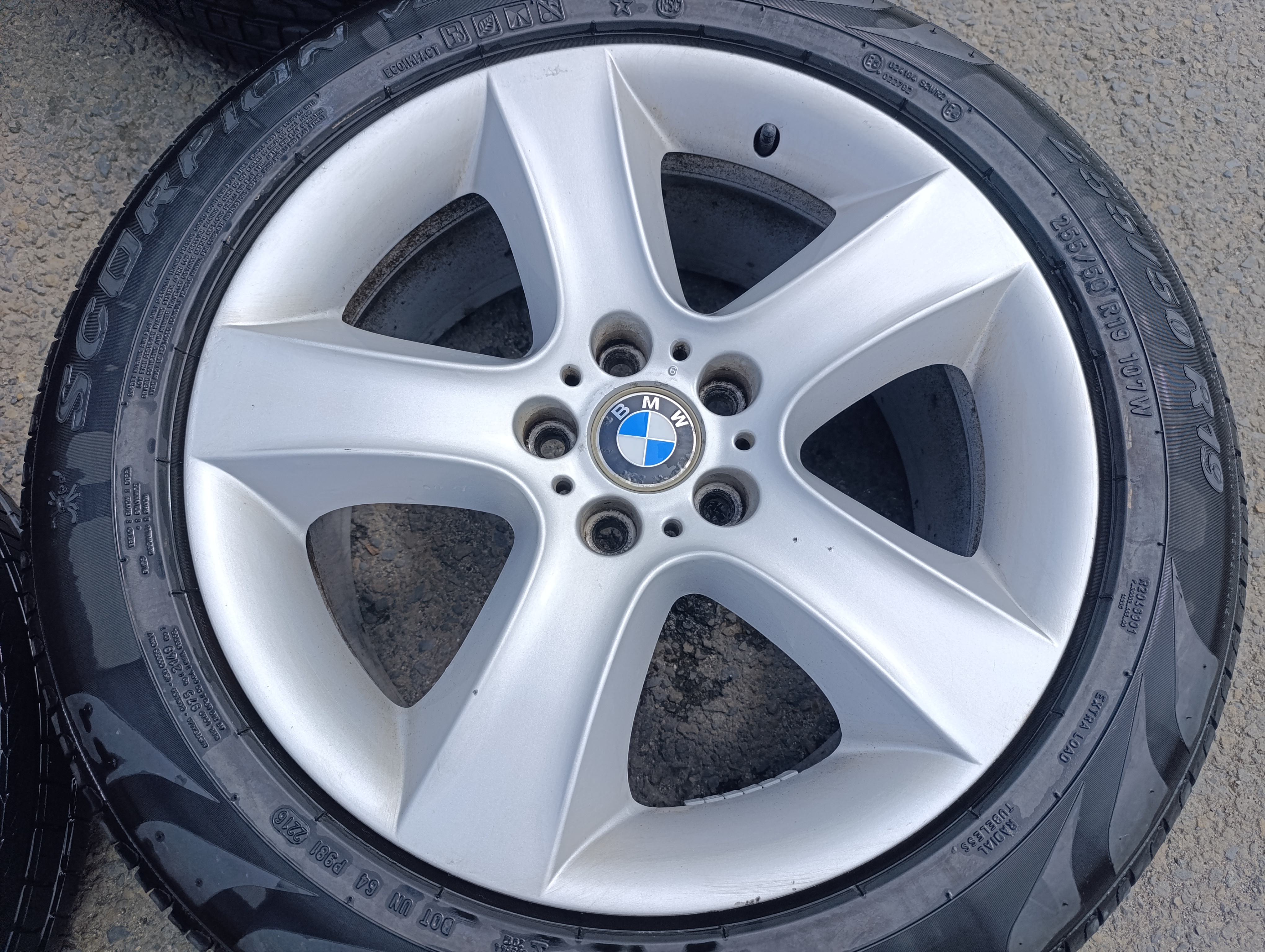 5x120 BMW X5 9Jx19 ET48 č.6772245 alu disky