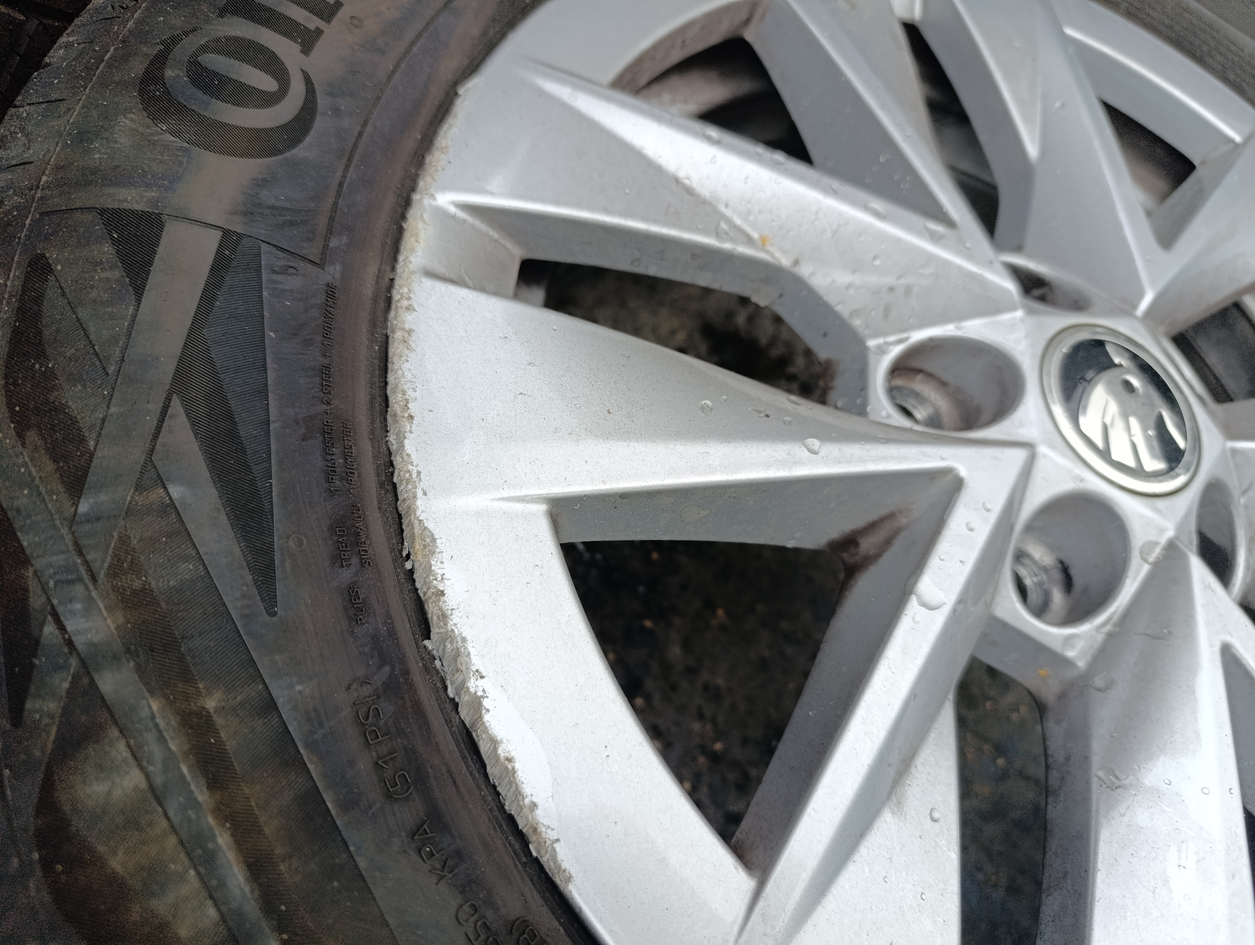 5x100 Škoda Fabia 5,5Jx15 ET40 6VA601025 alu disky