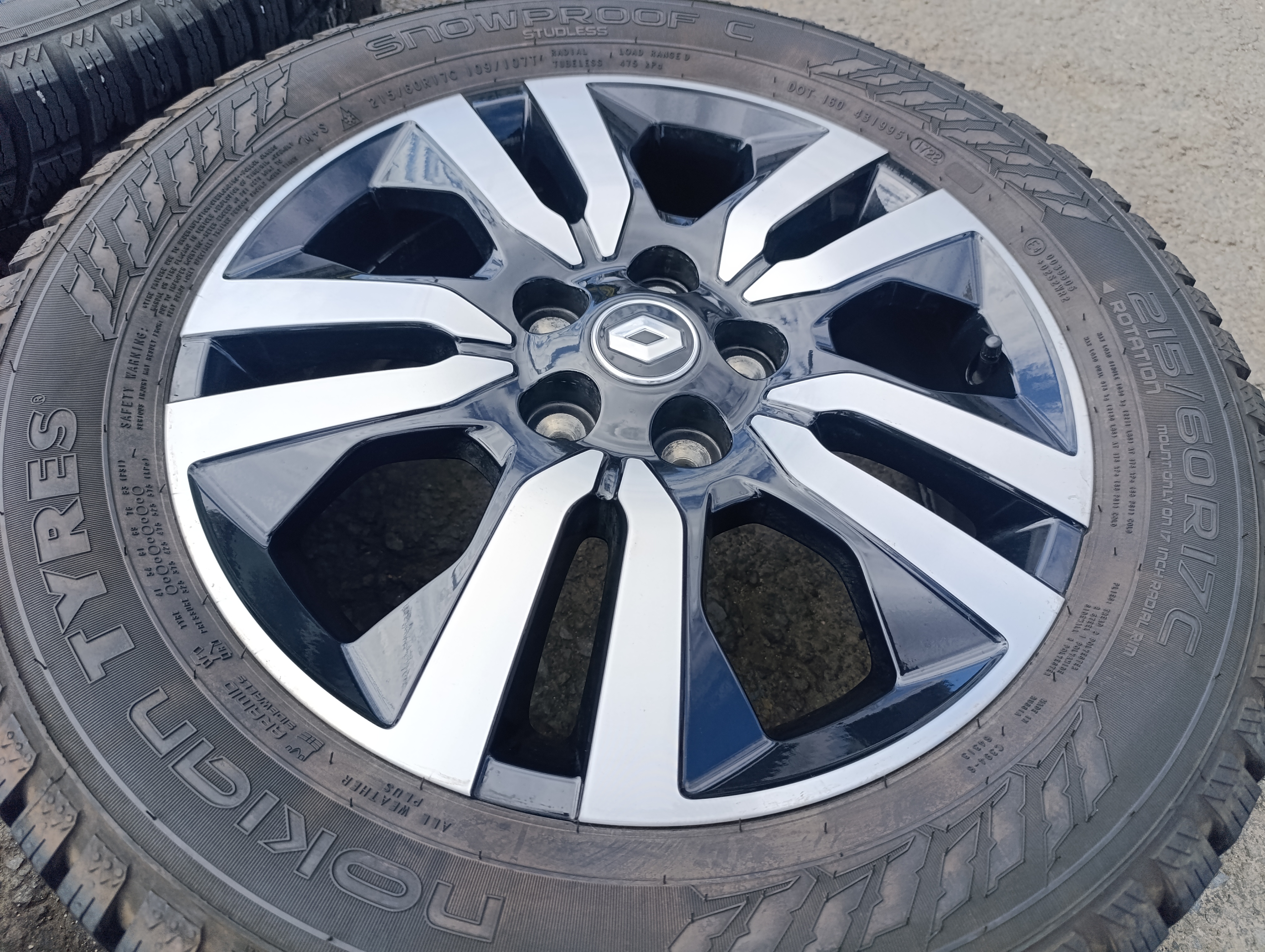 5x114,3 Renault Trafic 6Jx17 ET50 č.403001116R