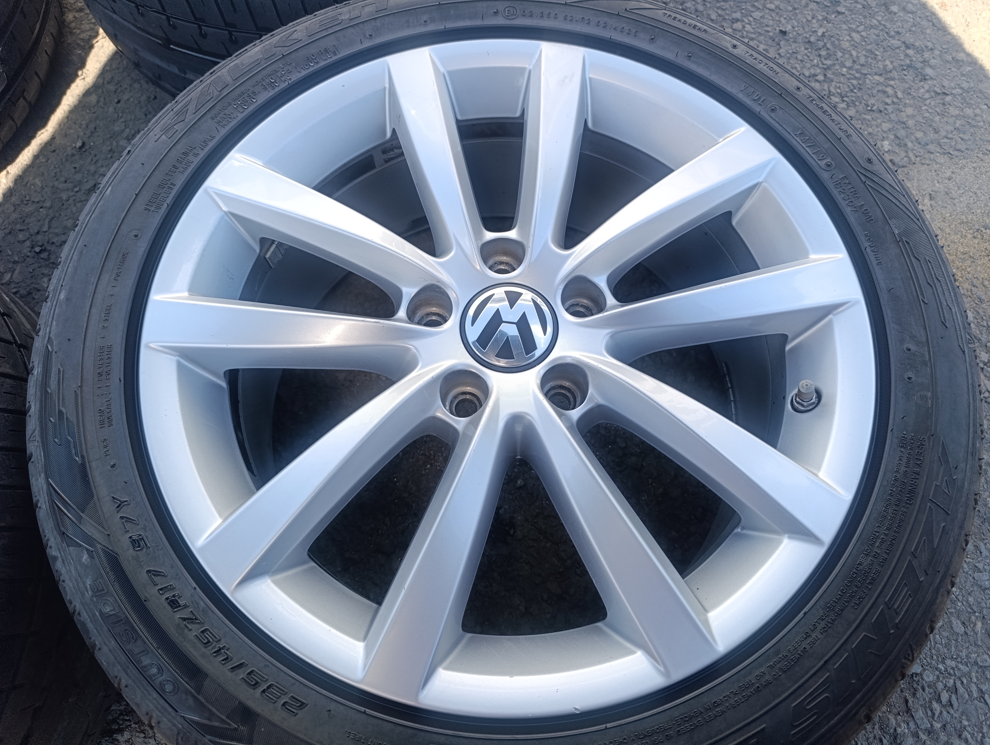 5x112 VW Passat 7,5Jx17 ET47 alu disky