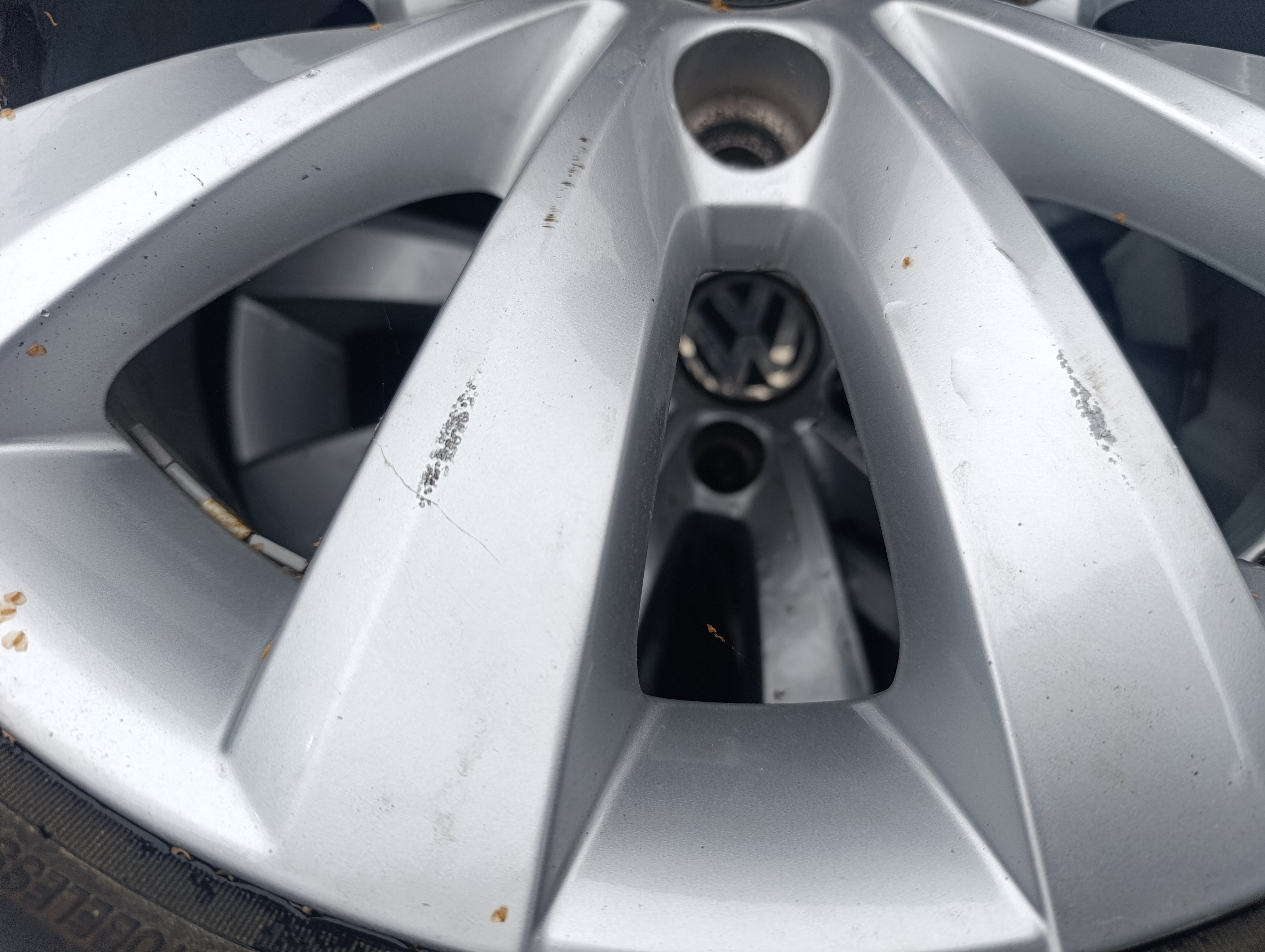 5x112 VW Passat 6,5Jx16 ET44 5C0601025T alu disky