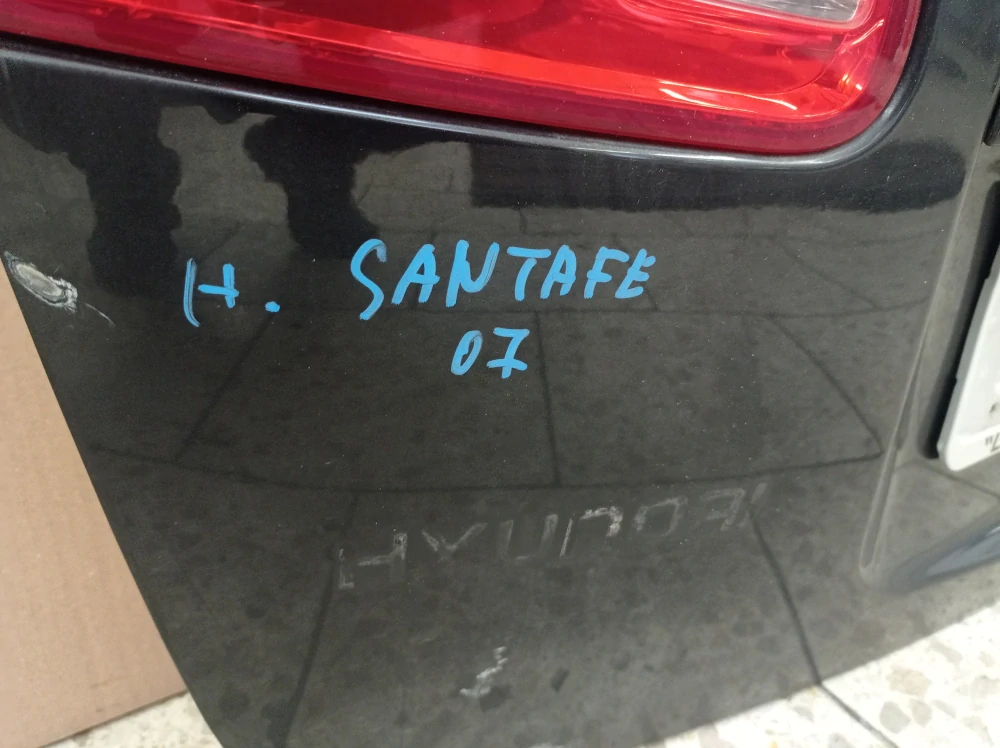 Hyundai Santa Fe páté dveře