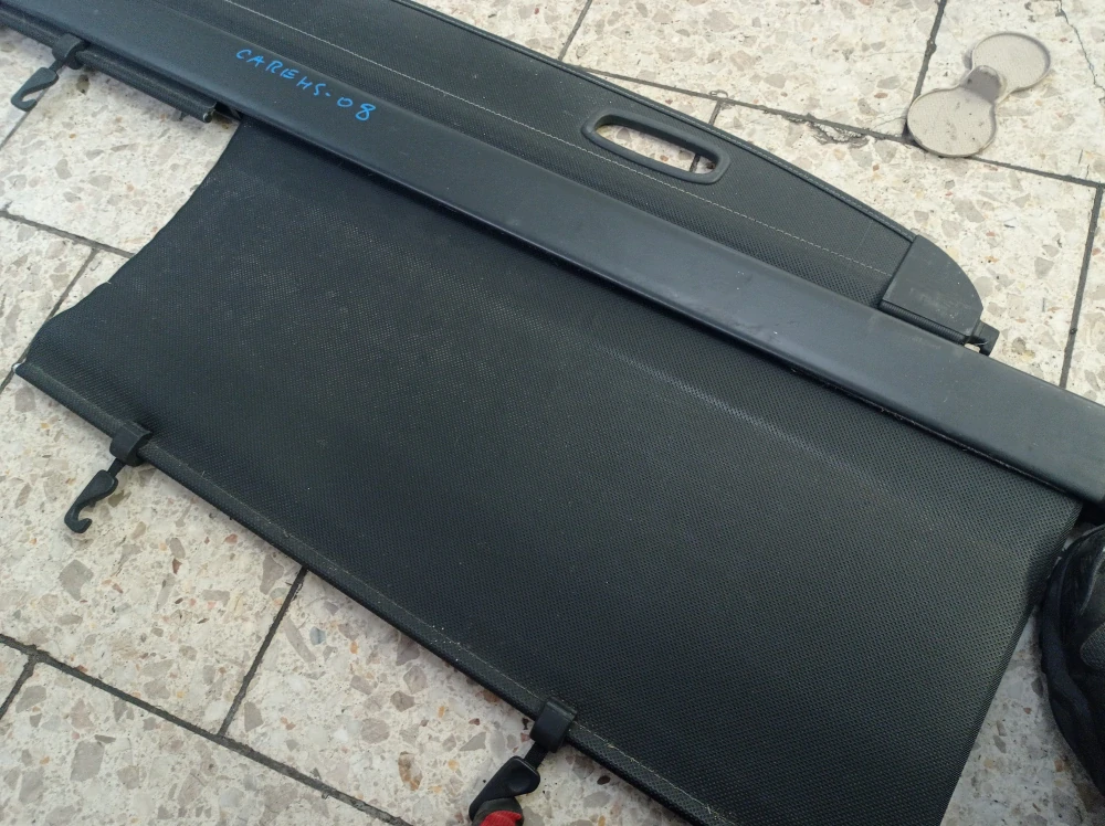 Kia Carens roleta zavazadlového prostoru