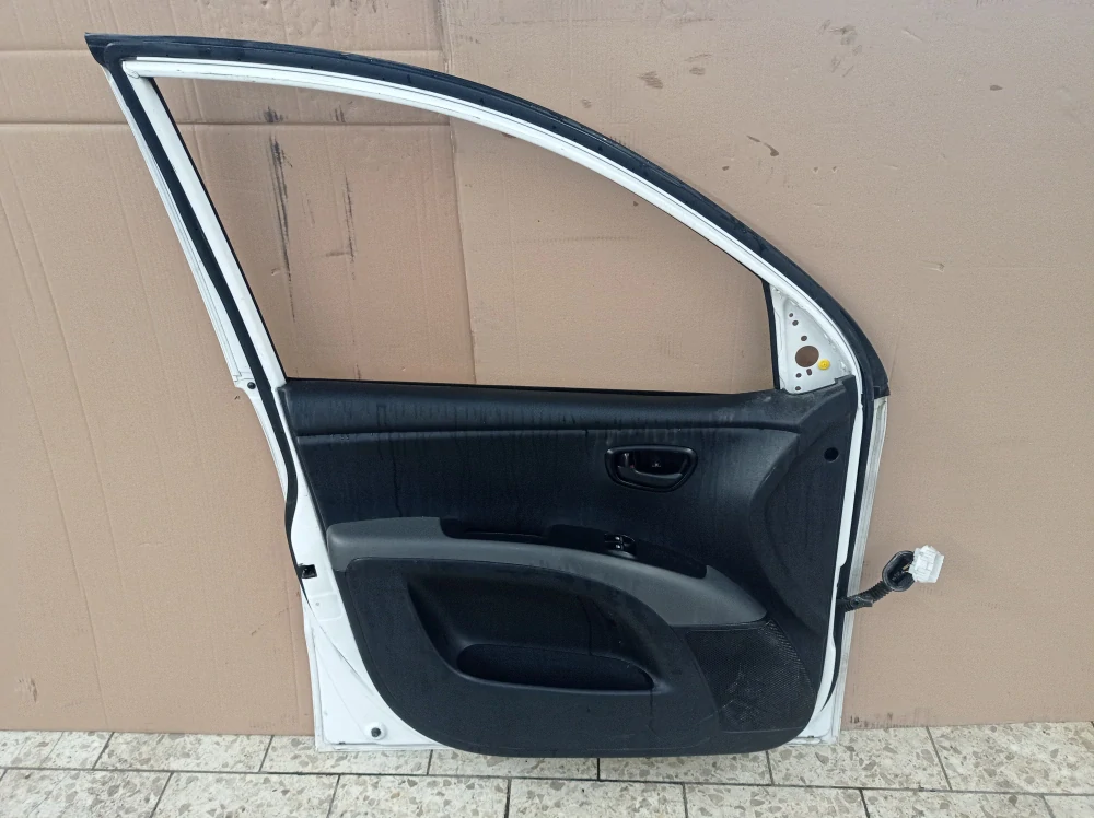 Hyundai i10 levé přední dveře