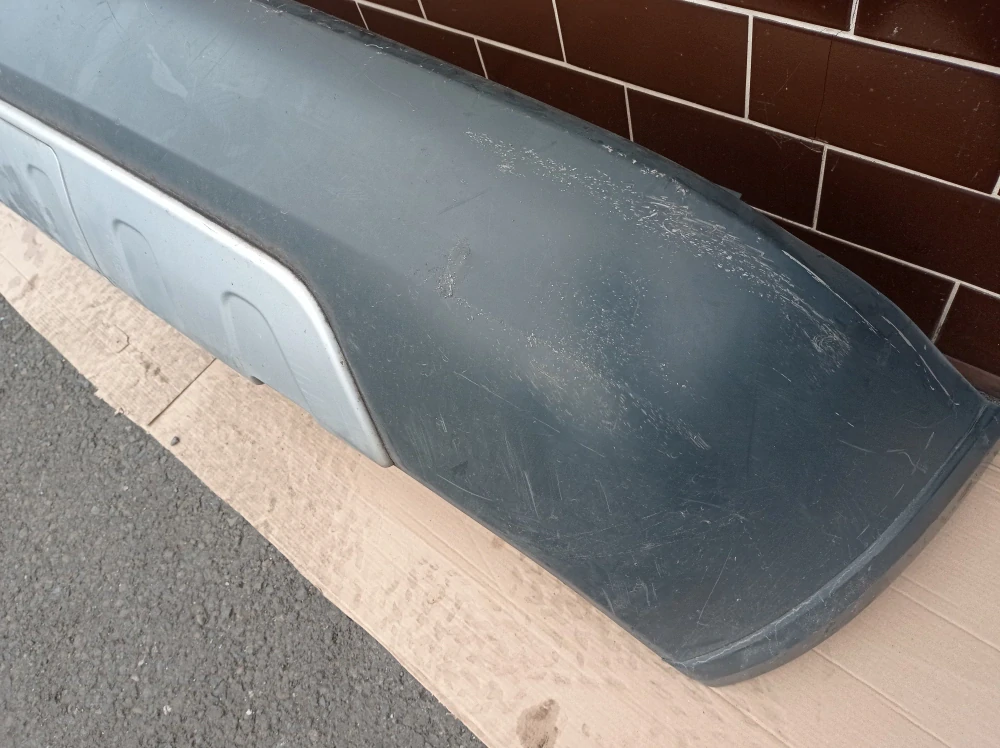 Škoda Roomster Scout zadní nárazník