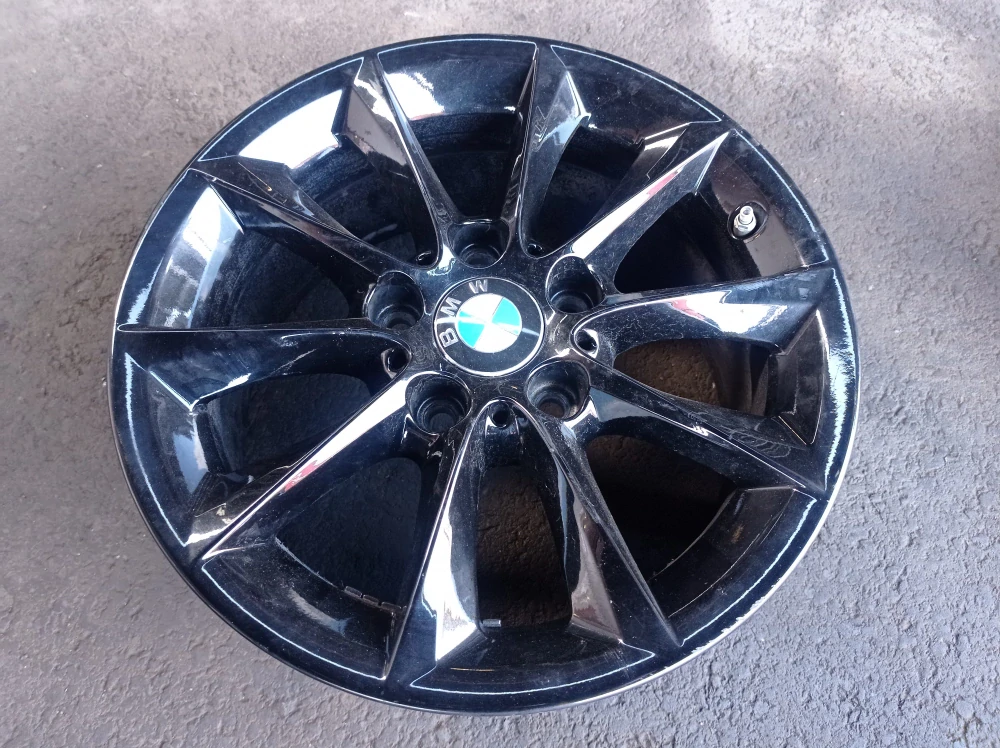 5x120 BMW 7Jx16 ET40 číslo 6867125 alu disky