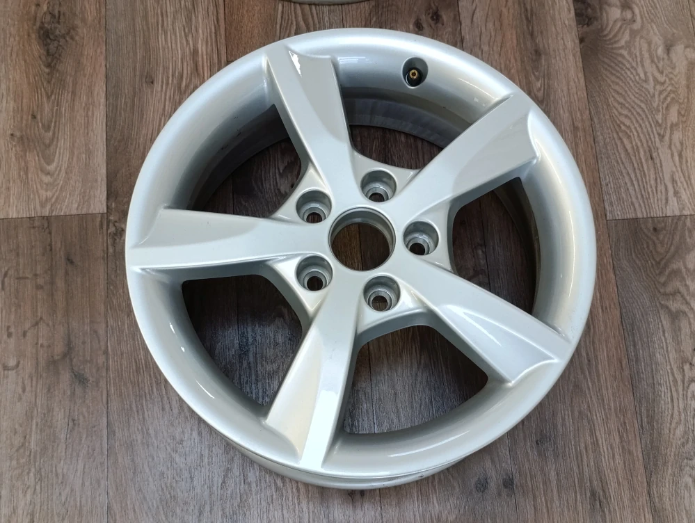 5x112 Audi A3 6,5Jx16 ET43 číslo 8V5071496 alu disky
