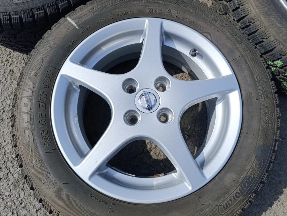 4x100 Nissan 6Jx15 ET40 číslo dílu KE409-5F000 alu disky