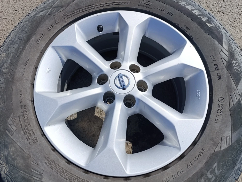 6x114,3 Nissan 7Jx17 ET30 Navara Pathfinder alu disky