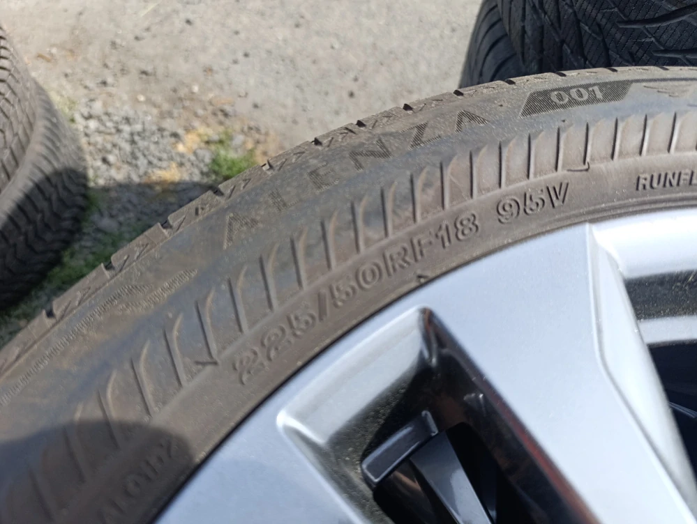 5x114,3 Lexus UX 7Jx18 ET45 alu disky