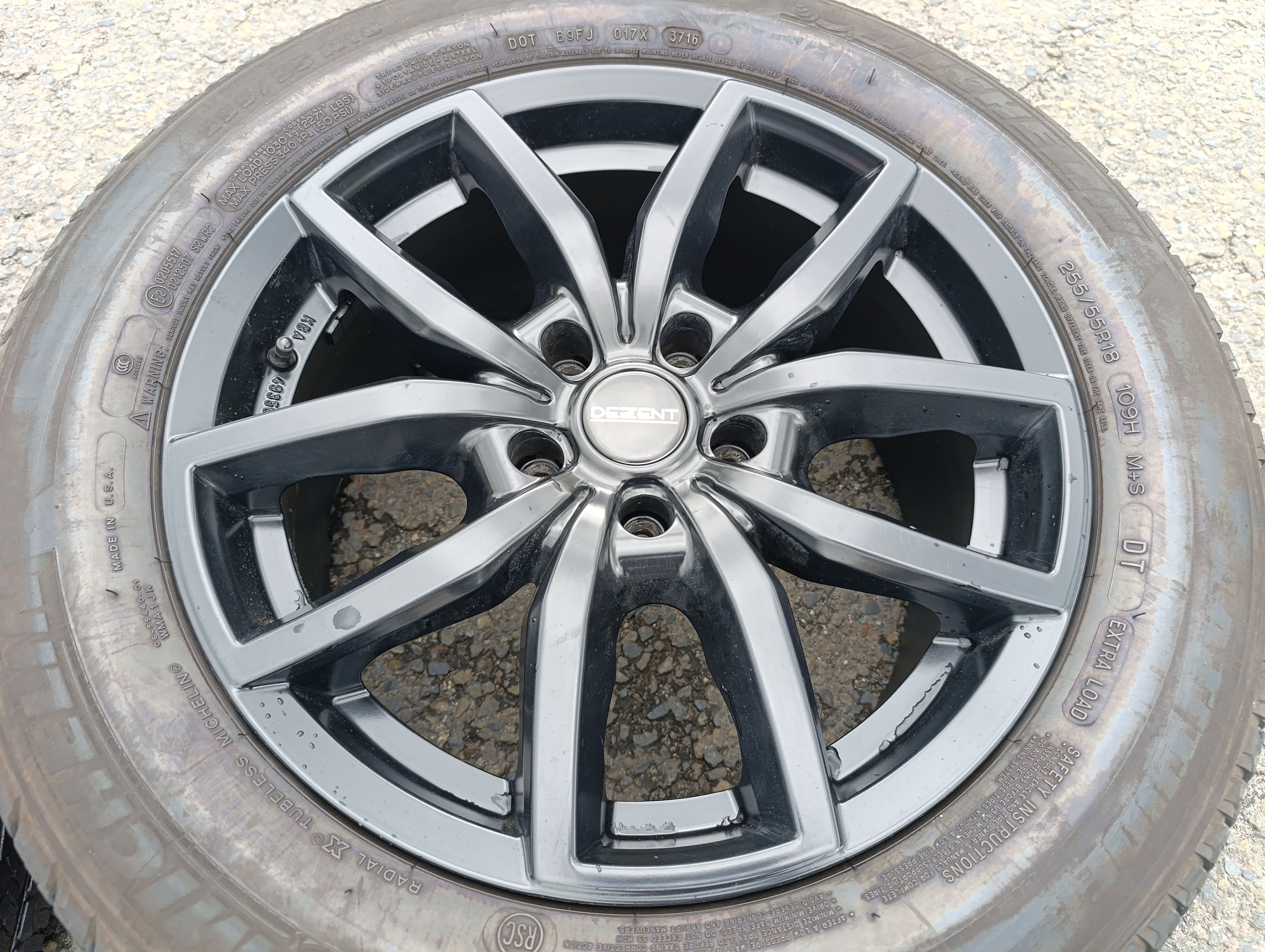 5x120 Dezent 8,5Jx18 ET46 alu disky