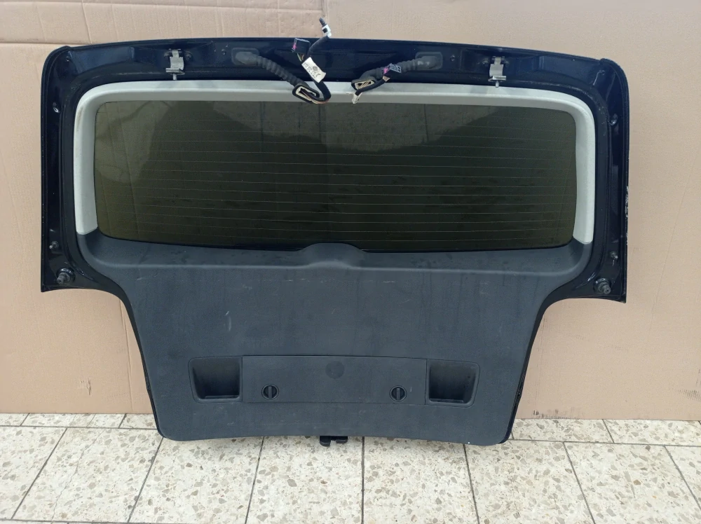 Volkswagen Touran páté dveře