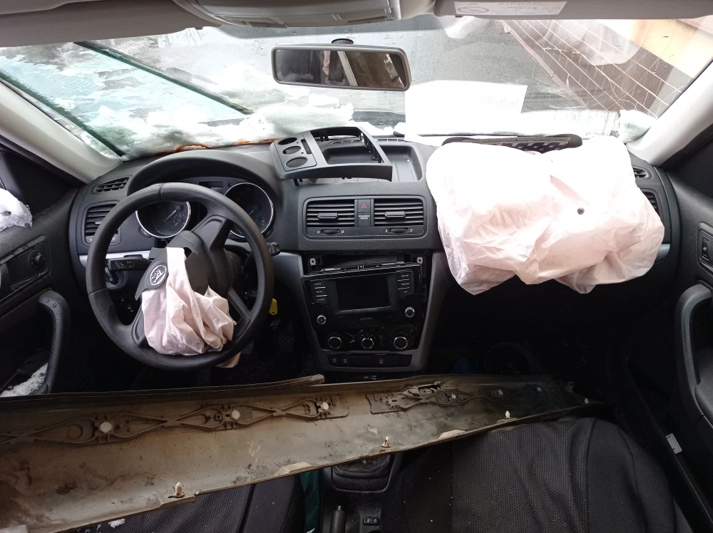 Škoda Yeti 2.0 TDi 81kw 4x4 náhradní díly