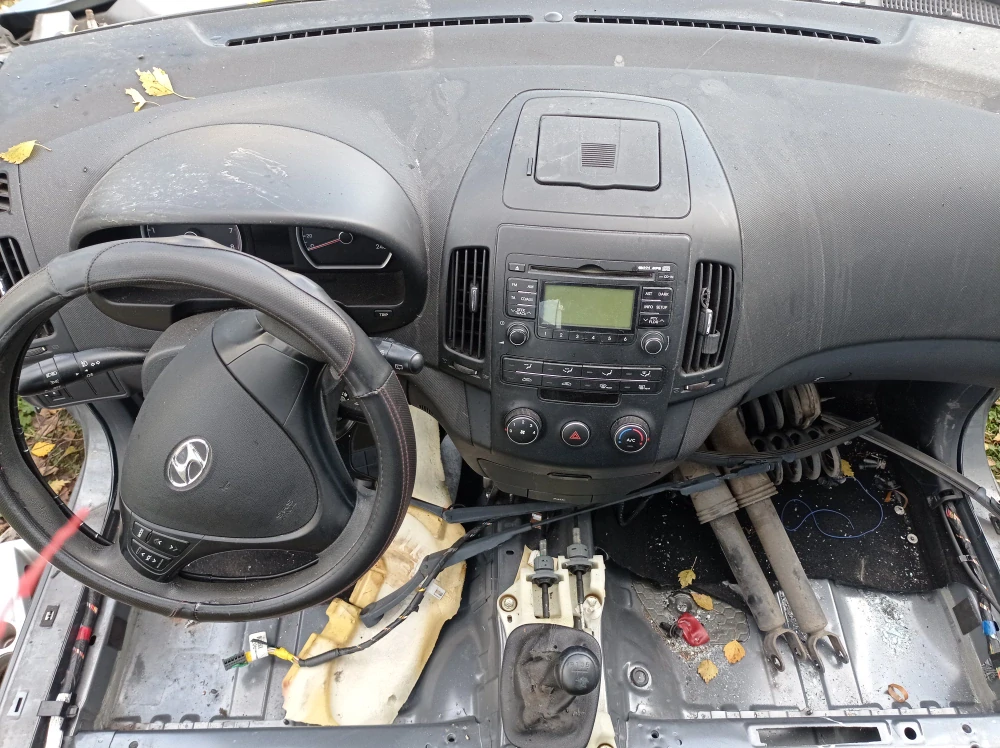 Hyundai i30 1.4 náhradní díly