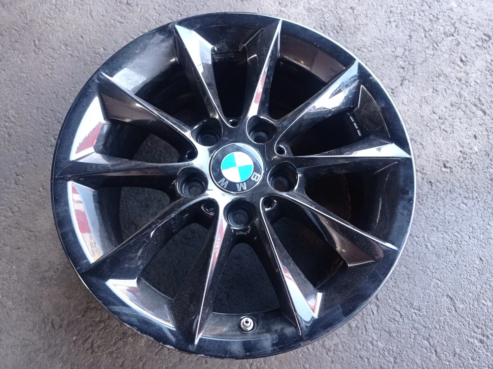 5x120 BMW 7Jx16 ET40 číslo 6867125 alu disky
