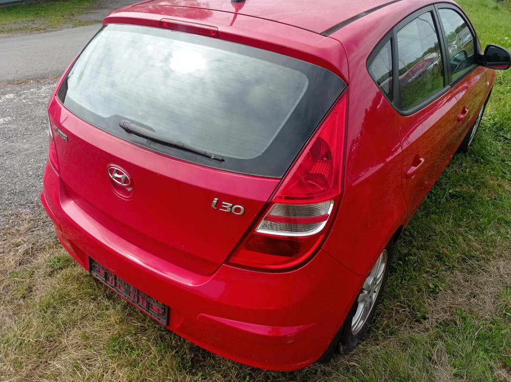 Hyundai i30 1.4 CW 80,2kw náhradní díly