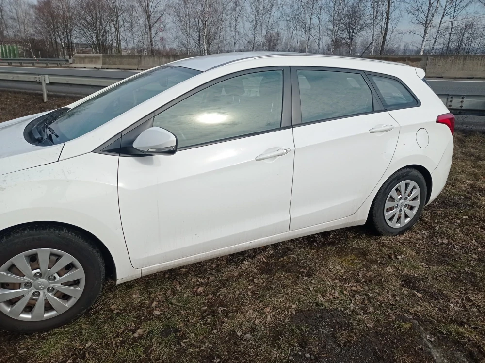 Hyundai i30 combi 1.6 benzin 88kw typ 4GFG