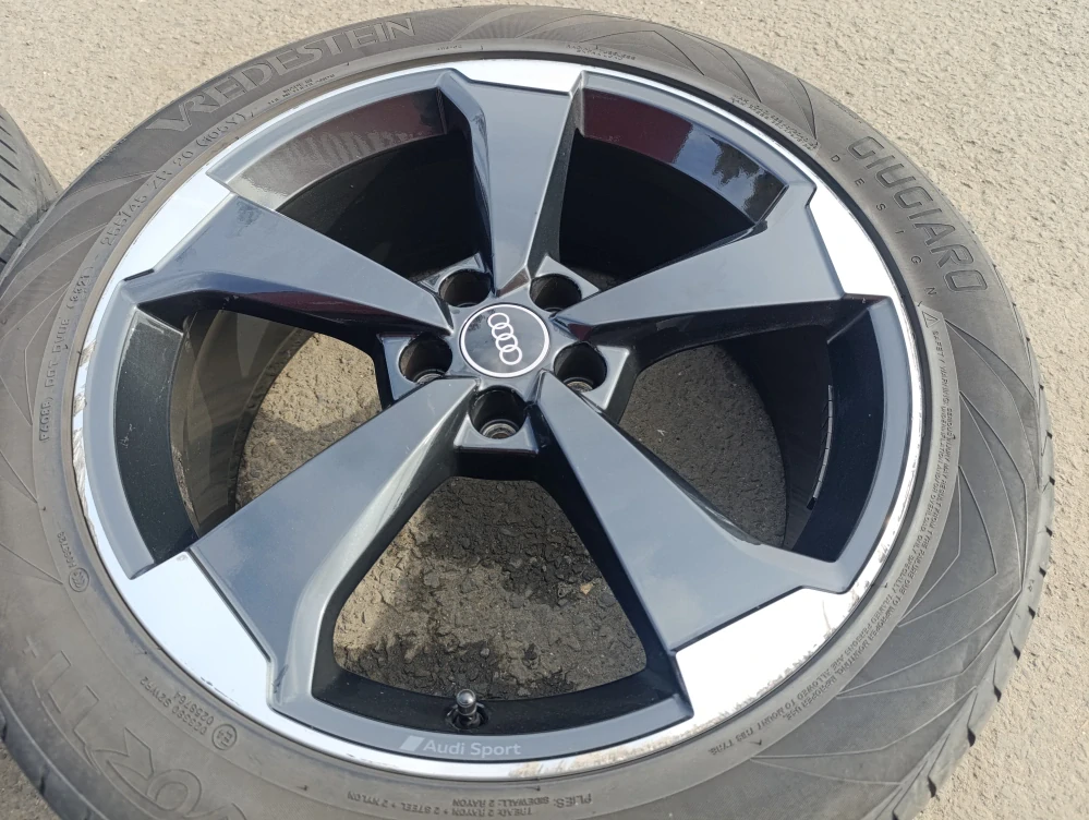 5x112 Audi Q5 SQ5  8Jx20 ET39 č.80A601025AQ alu disky