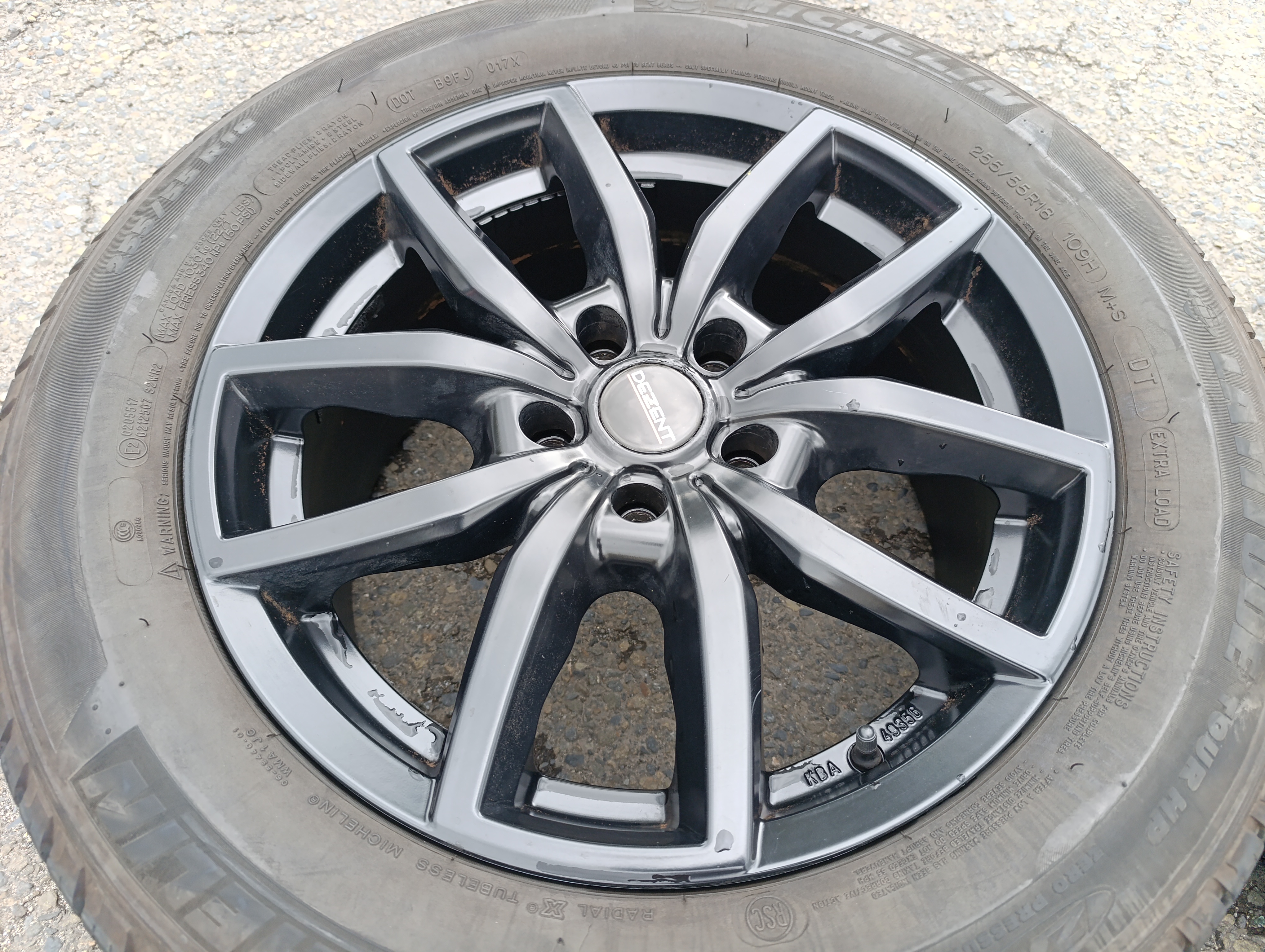 5x120 Dezent 8,5Jx18 ET46 alu disky